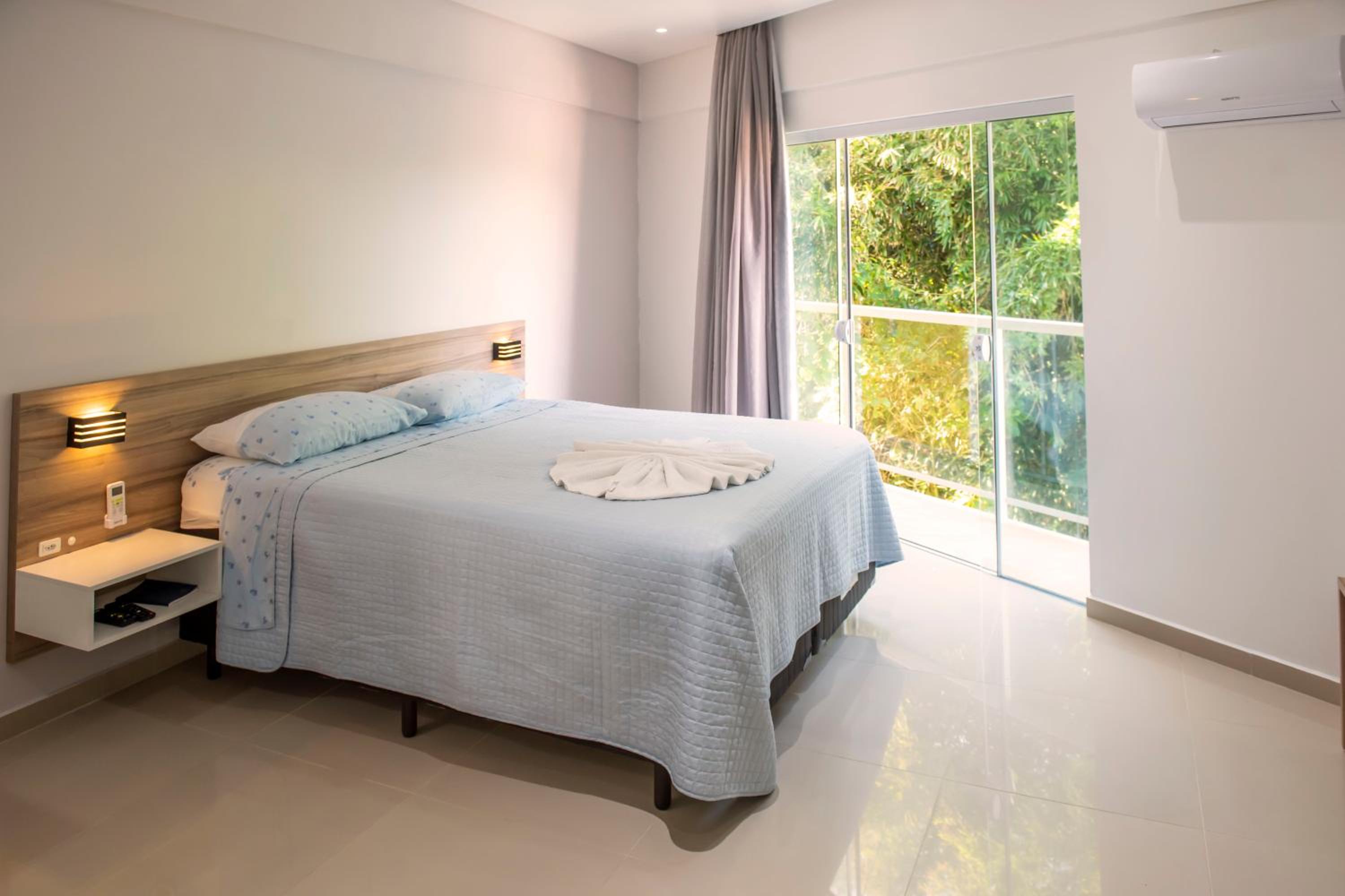 Deluxe Apartment with Balcony and Forest View