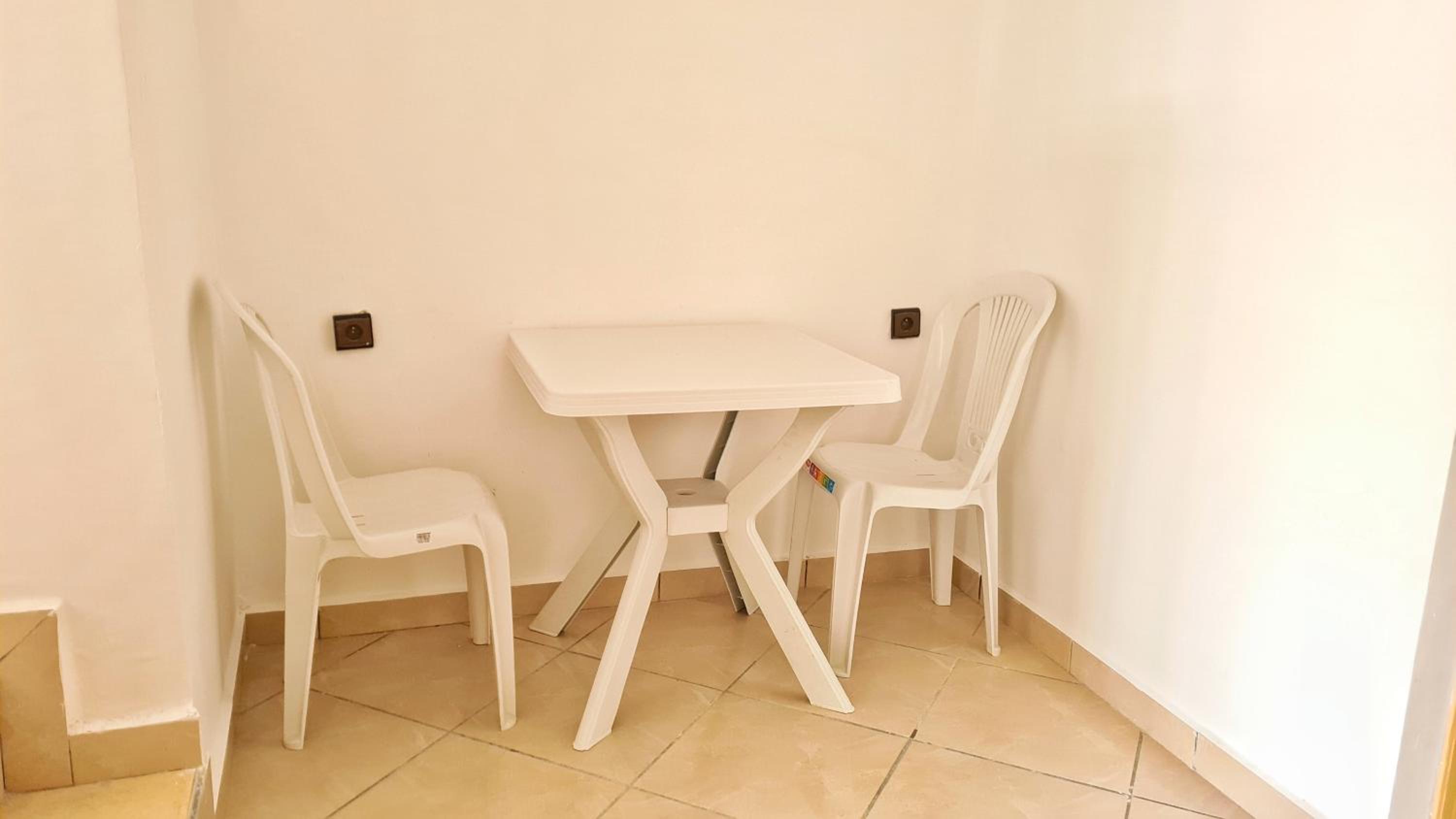 Apartment - Ground Floor photo 2