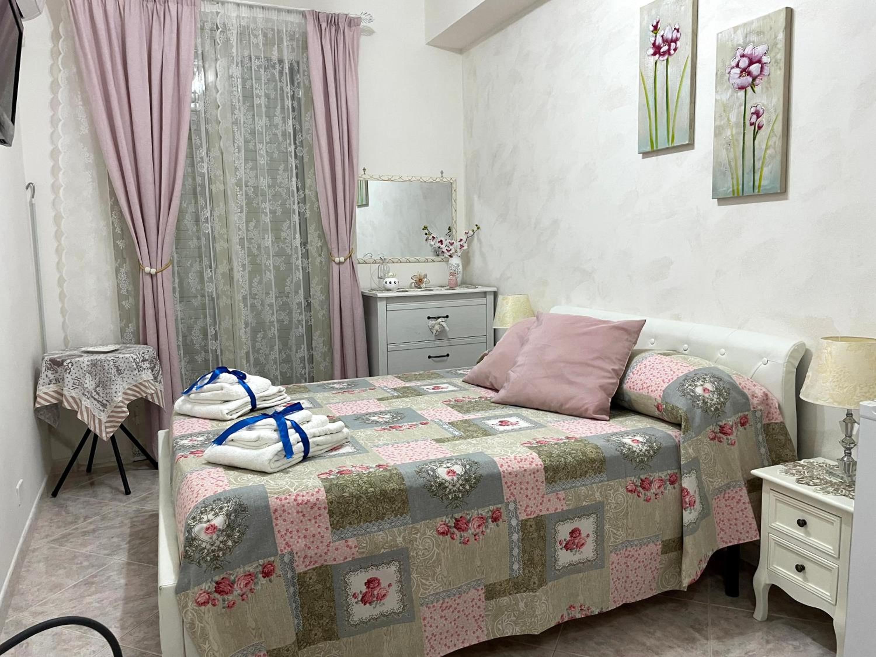 Double Room with Private Bathroom photo 3