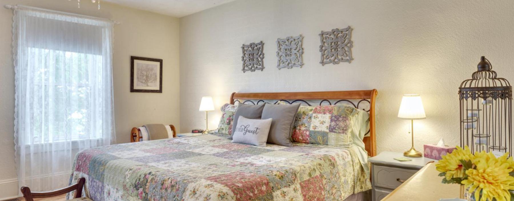 Deluxe King Room