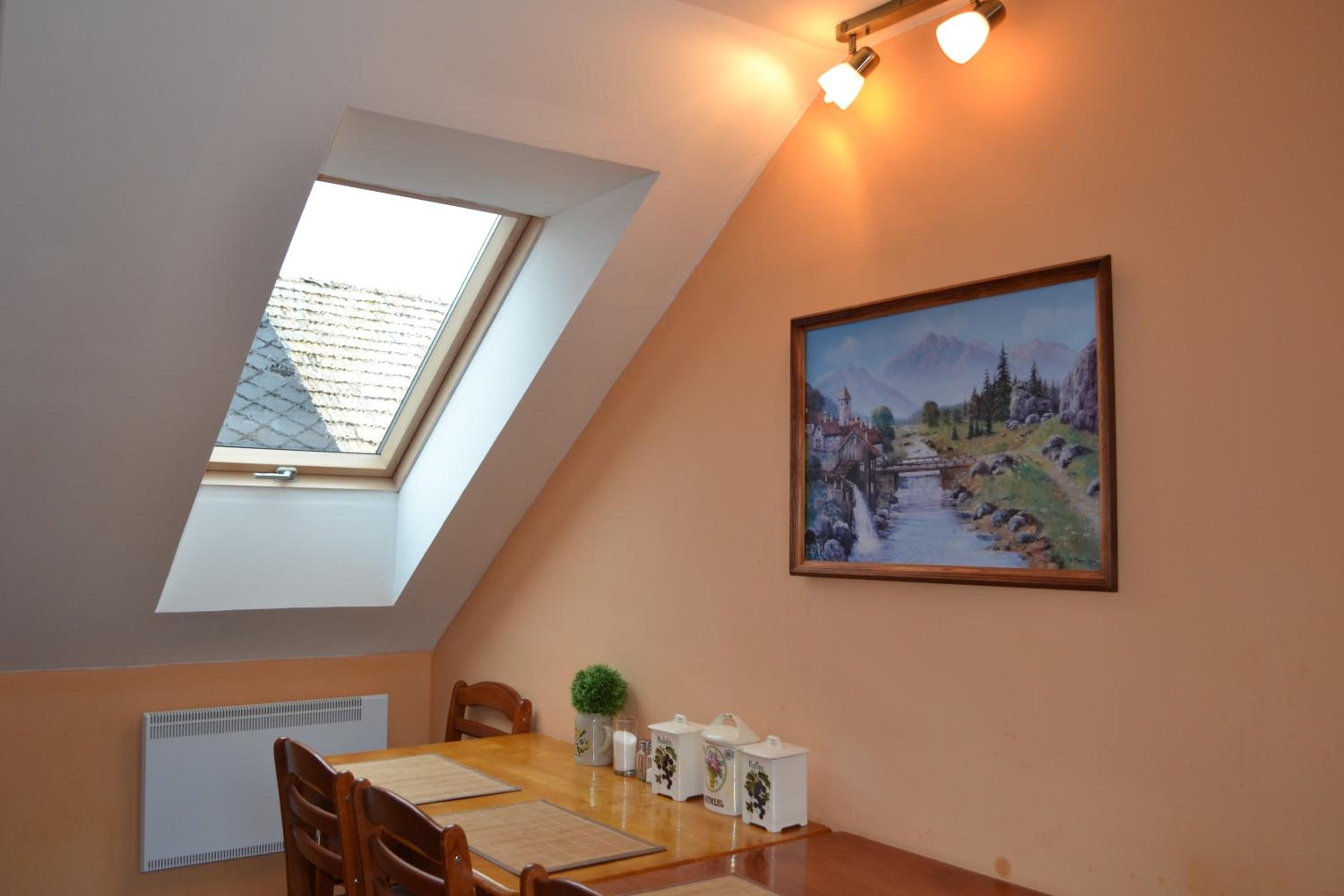 Two-Bedroom Suite - Photo 7