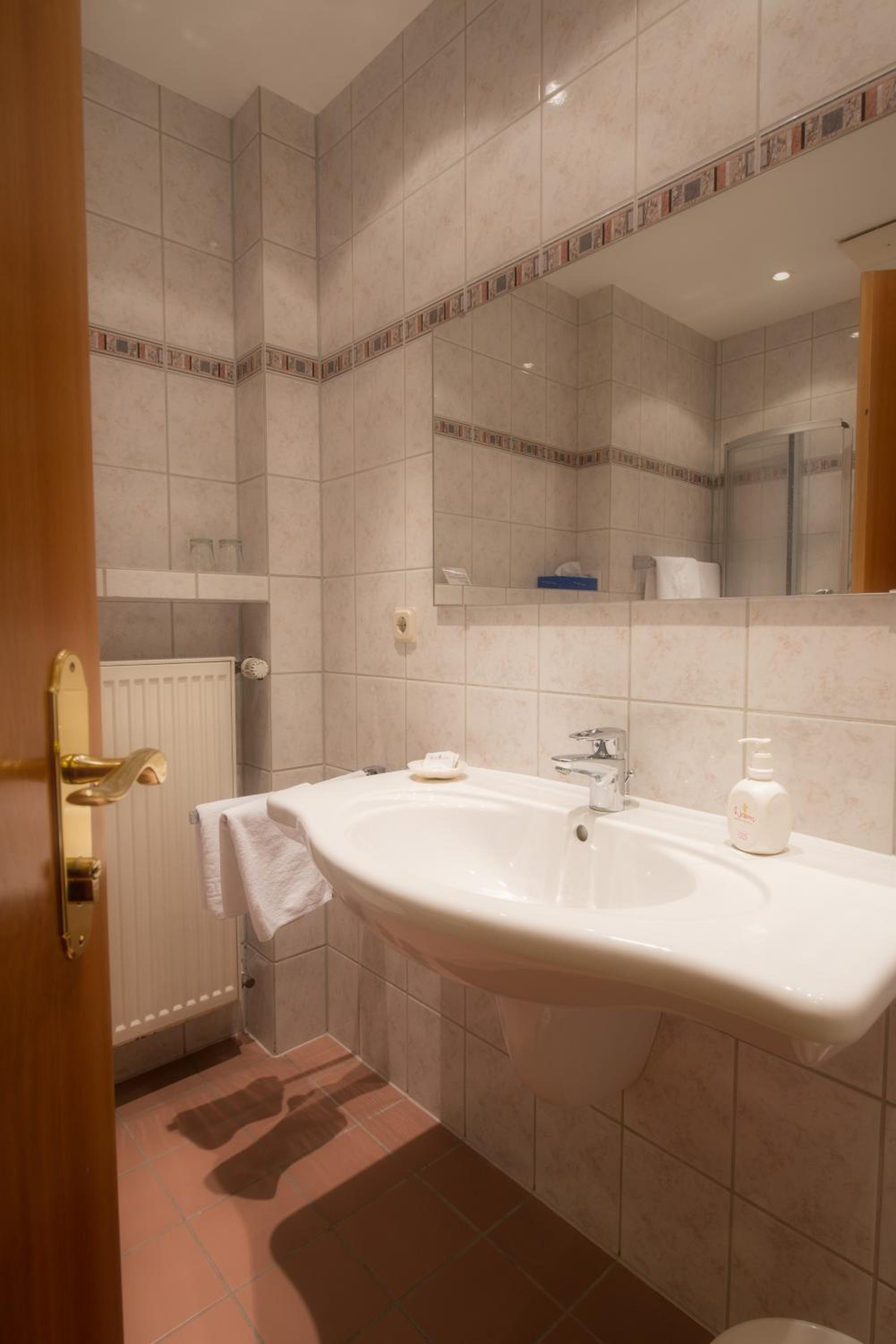 Comfort Quadruple Room - Photo 3