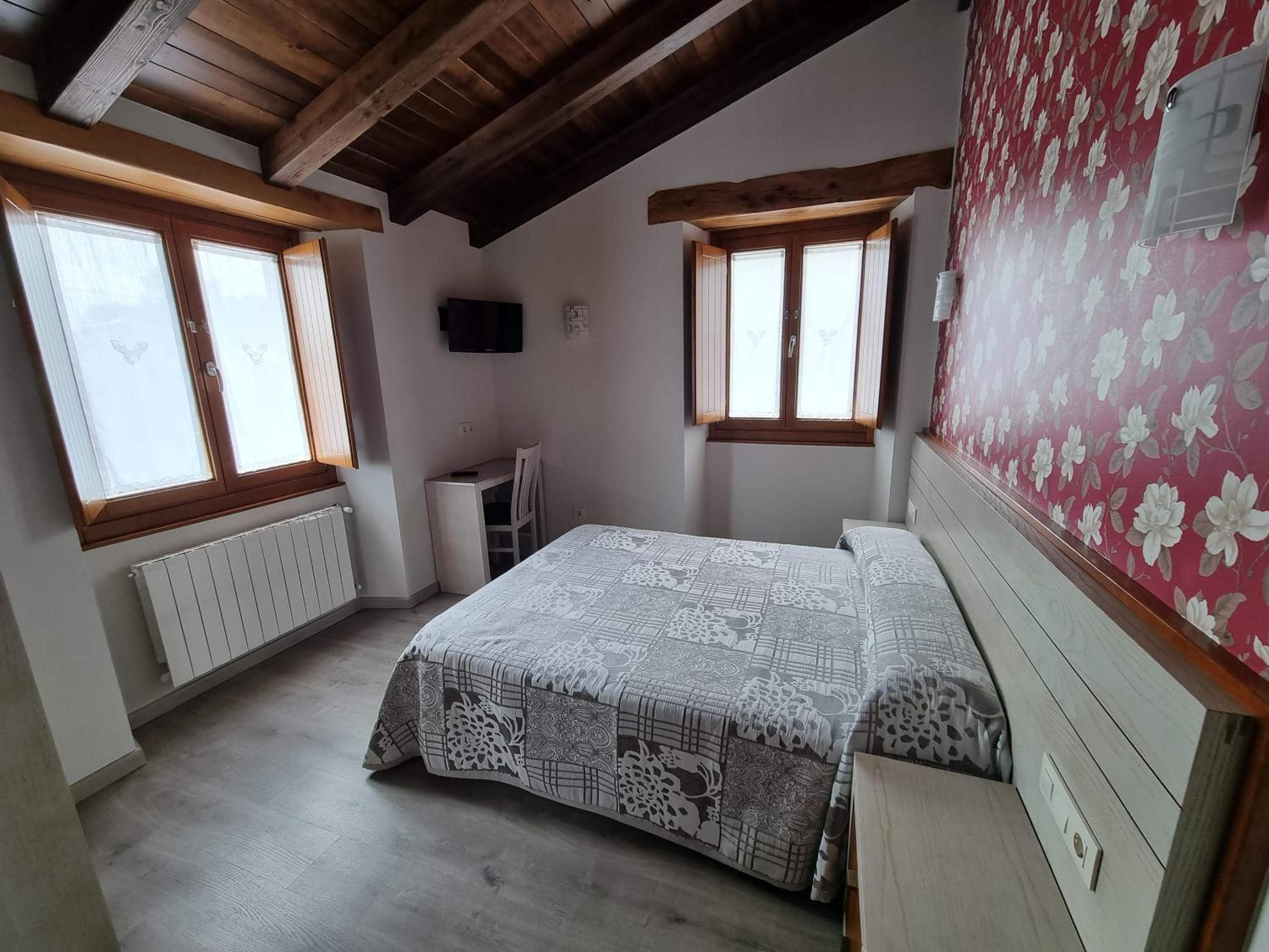 Habitación Doble con Baño Privado