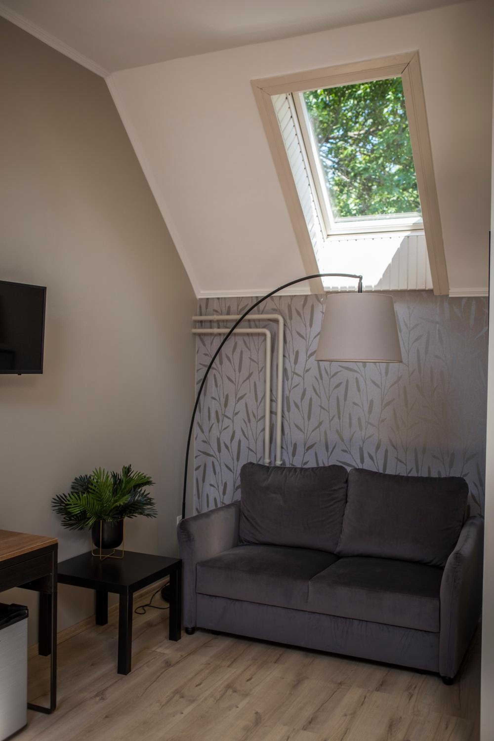 Family Room photo 2