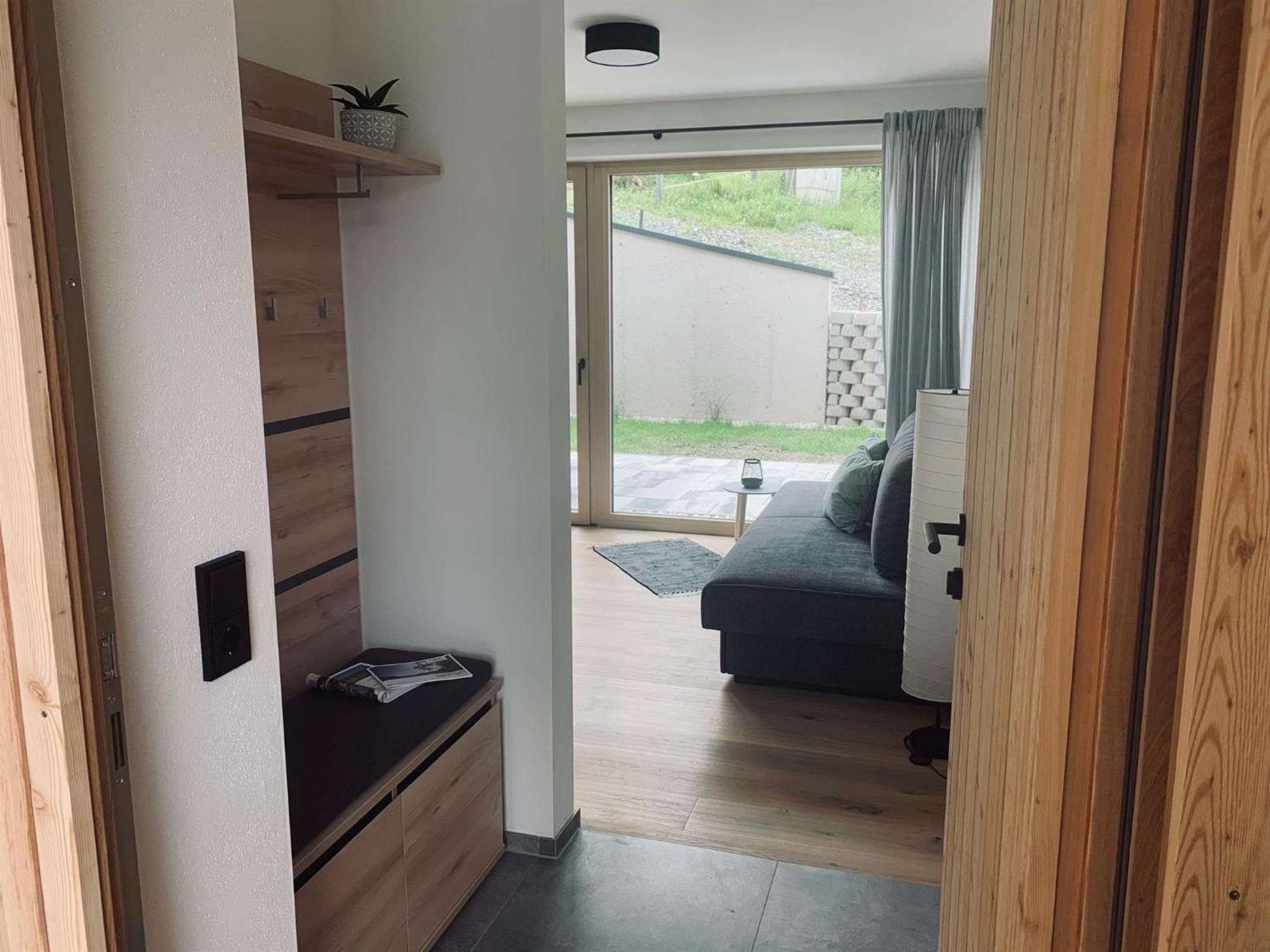 One-Bedroom Apartment with Shower photo 3