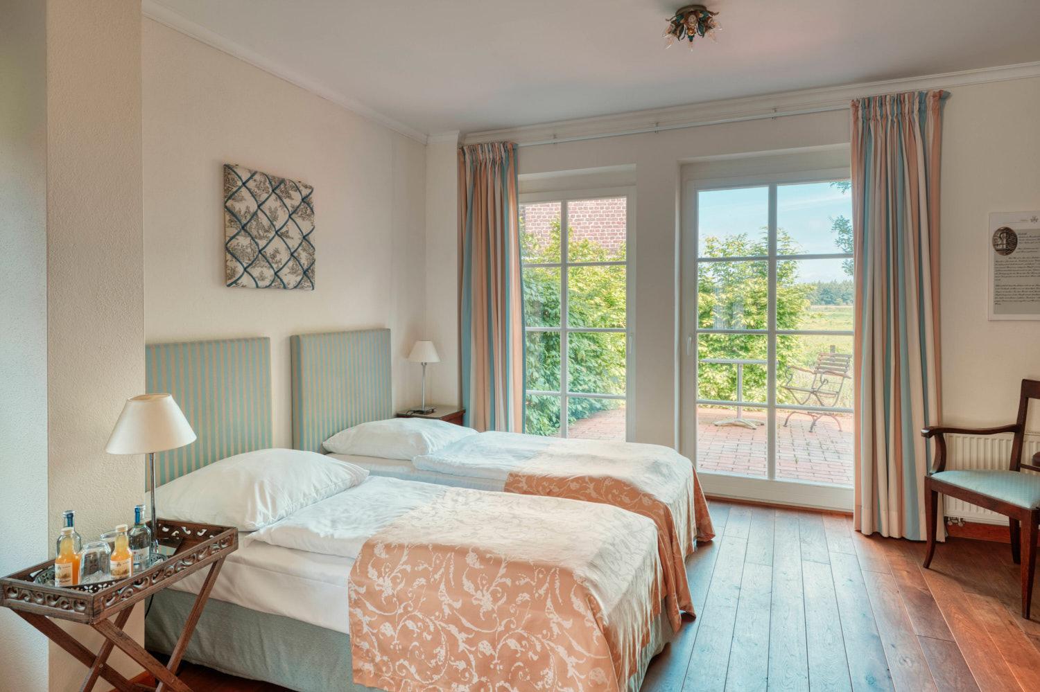 Deluxe Twin Room photo 1
