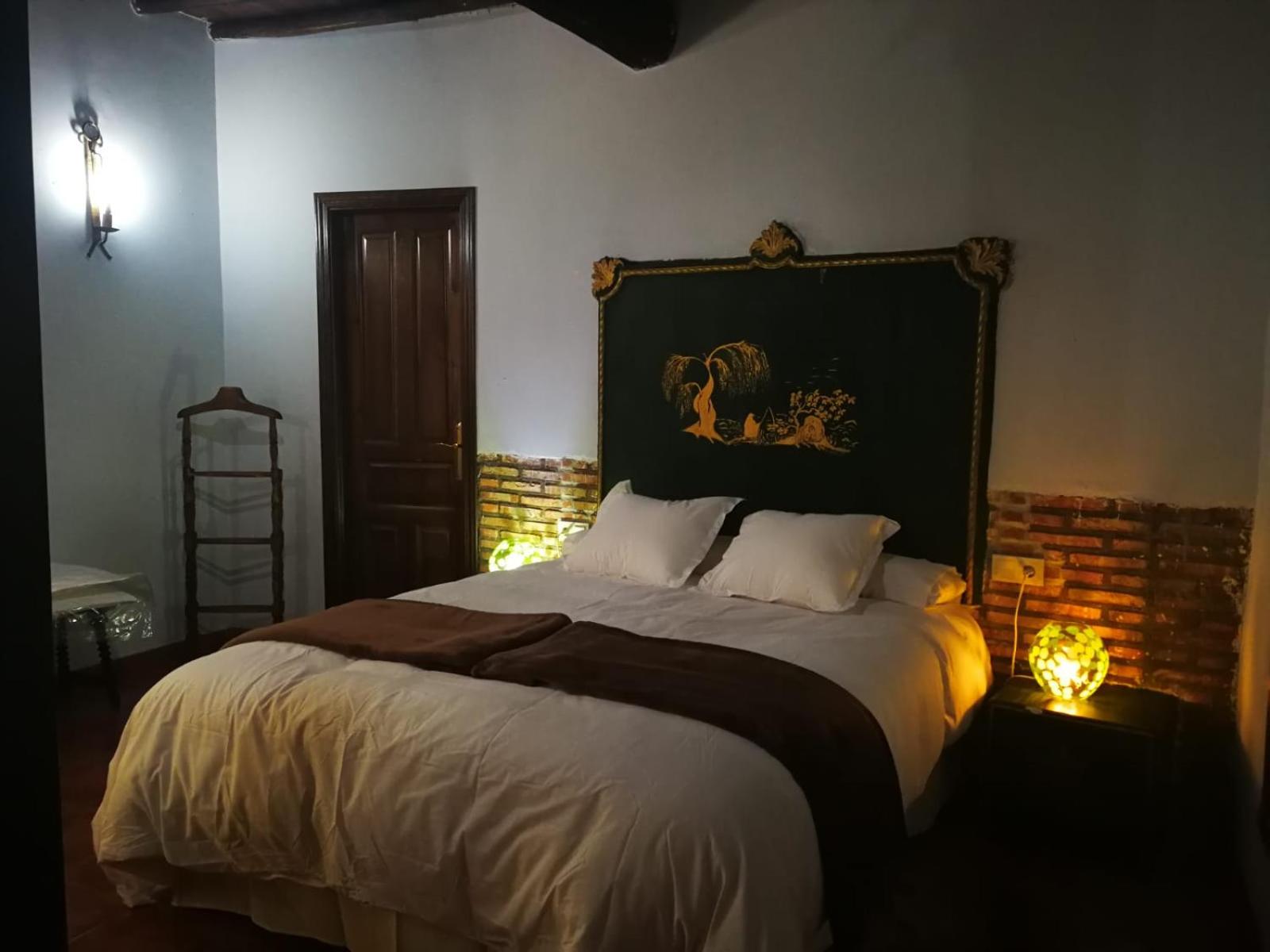 Deluxe Queen Room - Photo 4