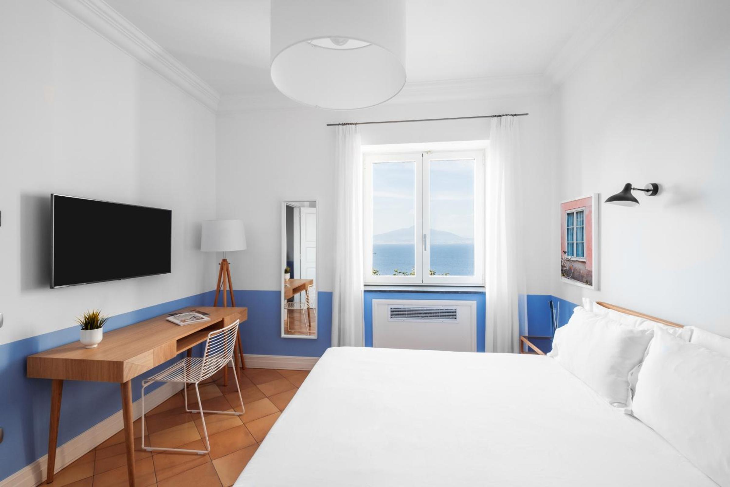 Deluxe Double Room with Sea View