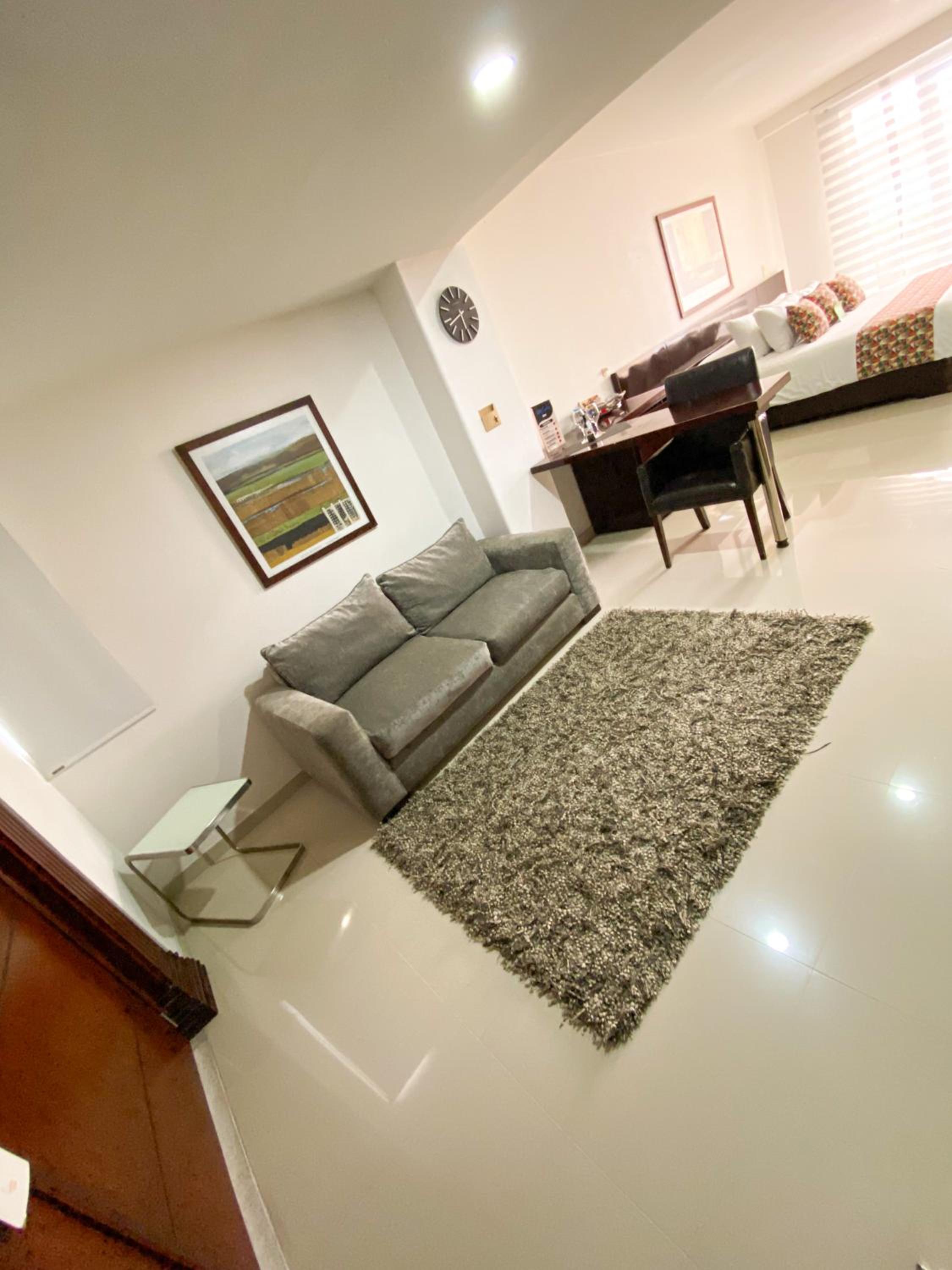 Suite with Hot Tub