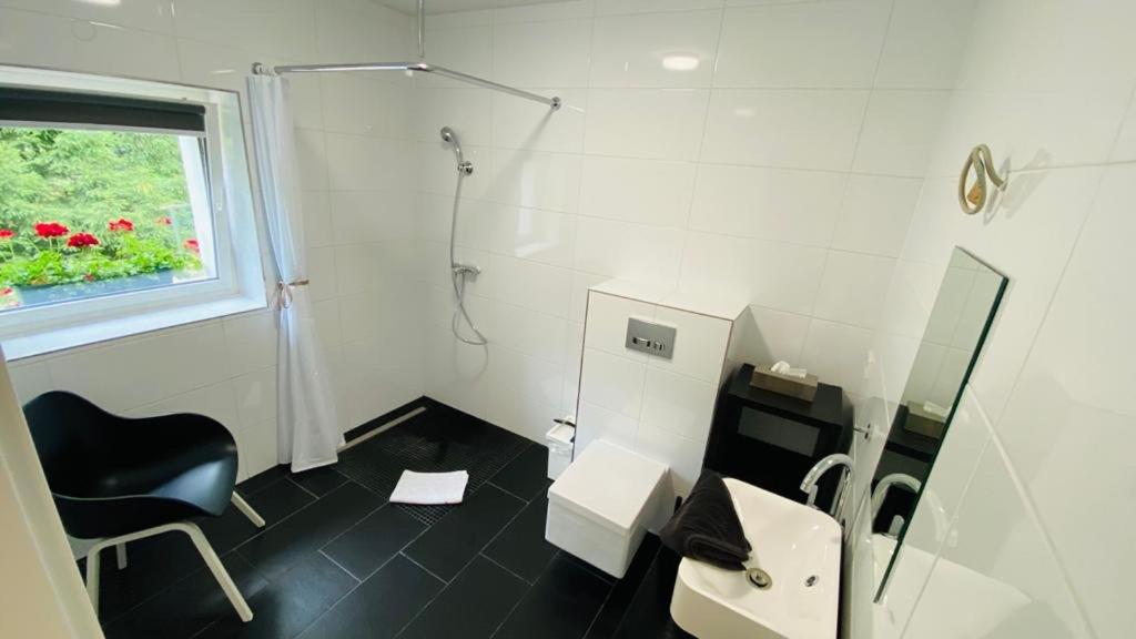 Two-Bedroom House photo 2