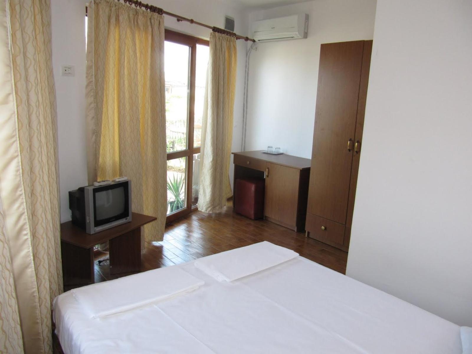 Standard Bungalow - Photo 1