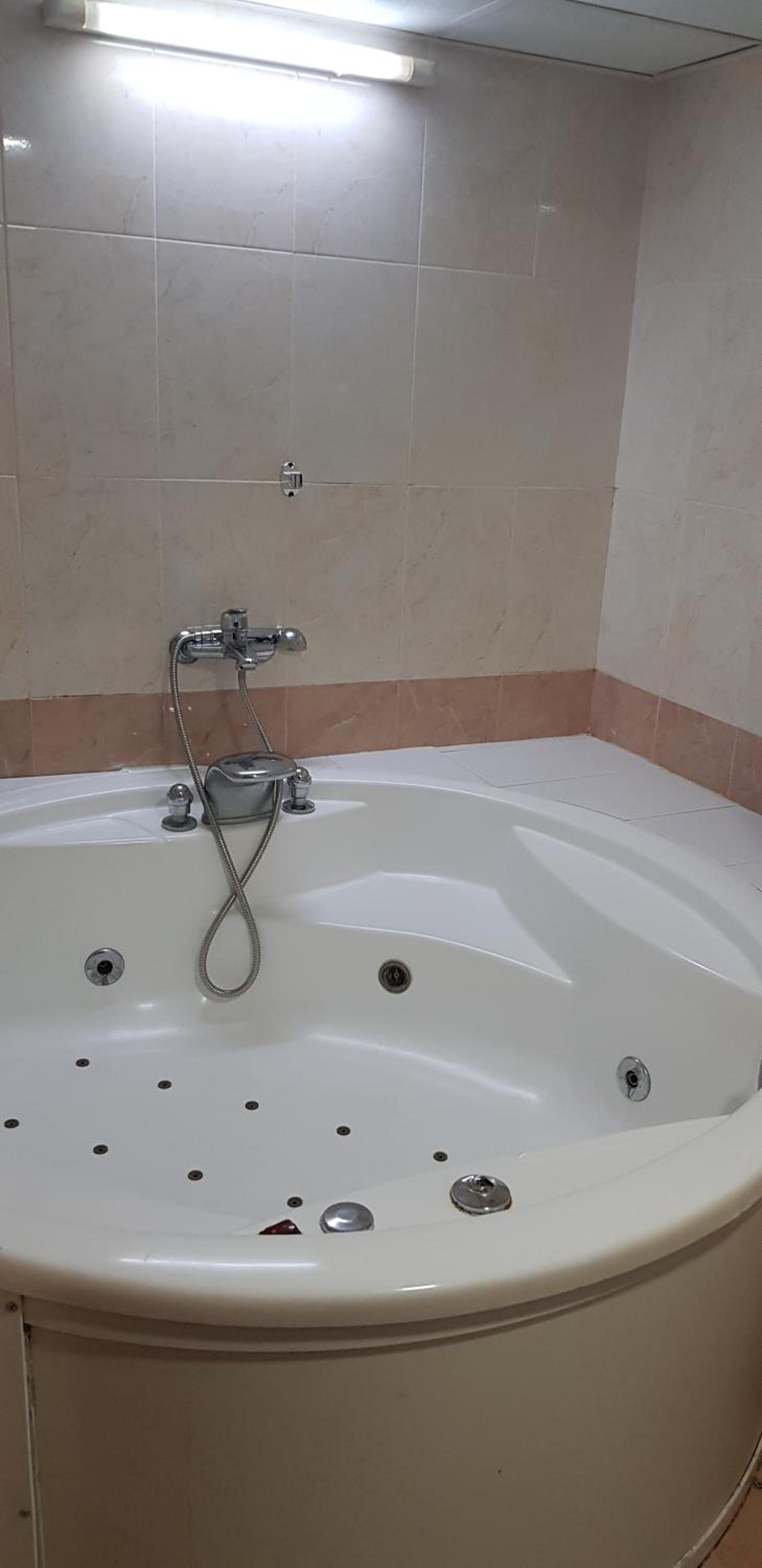 Double Room with Spa Bath - Photo 5