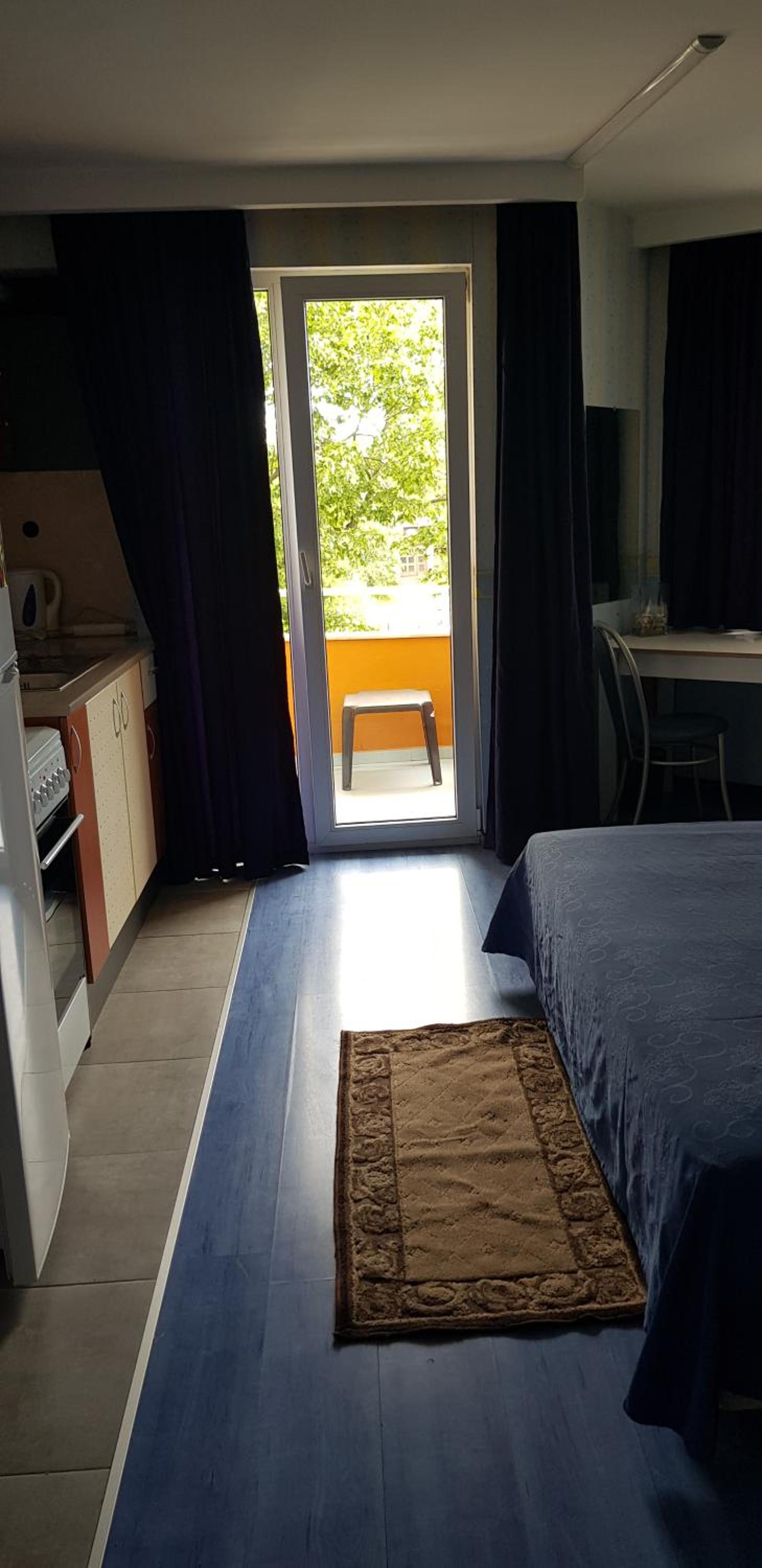 Studio with Terrace - Photo 14