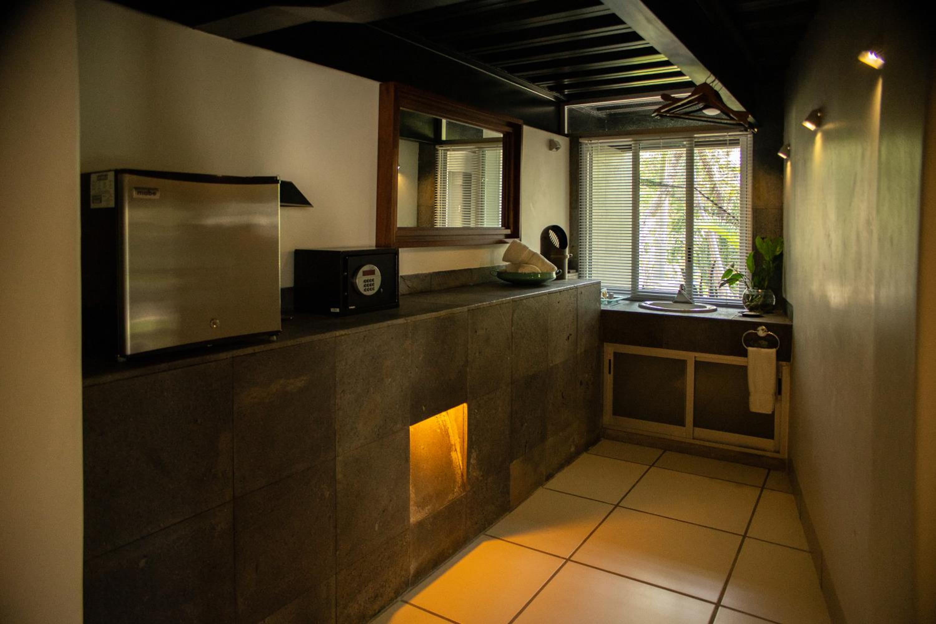 King Suite with Spa Bath photo 2