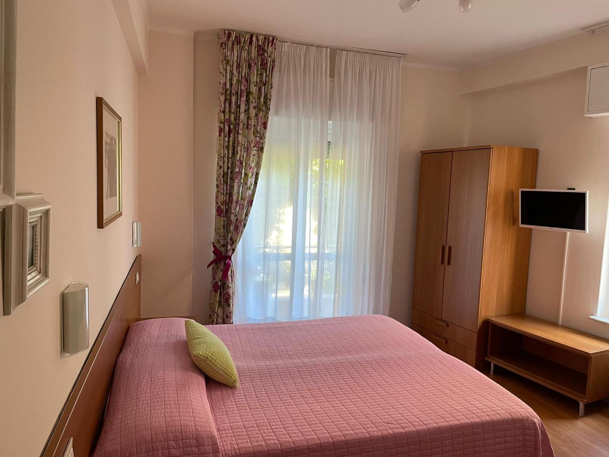 Standard Double Room - Photo 1