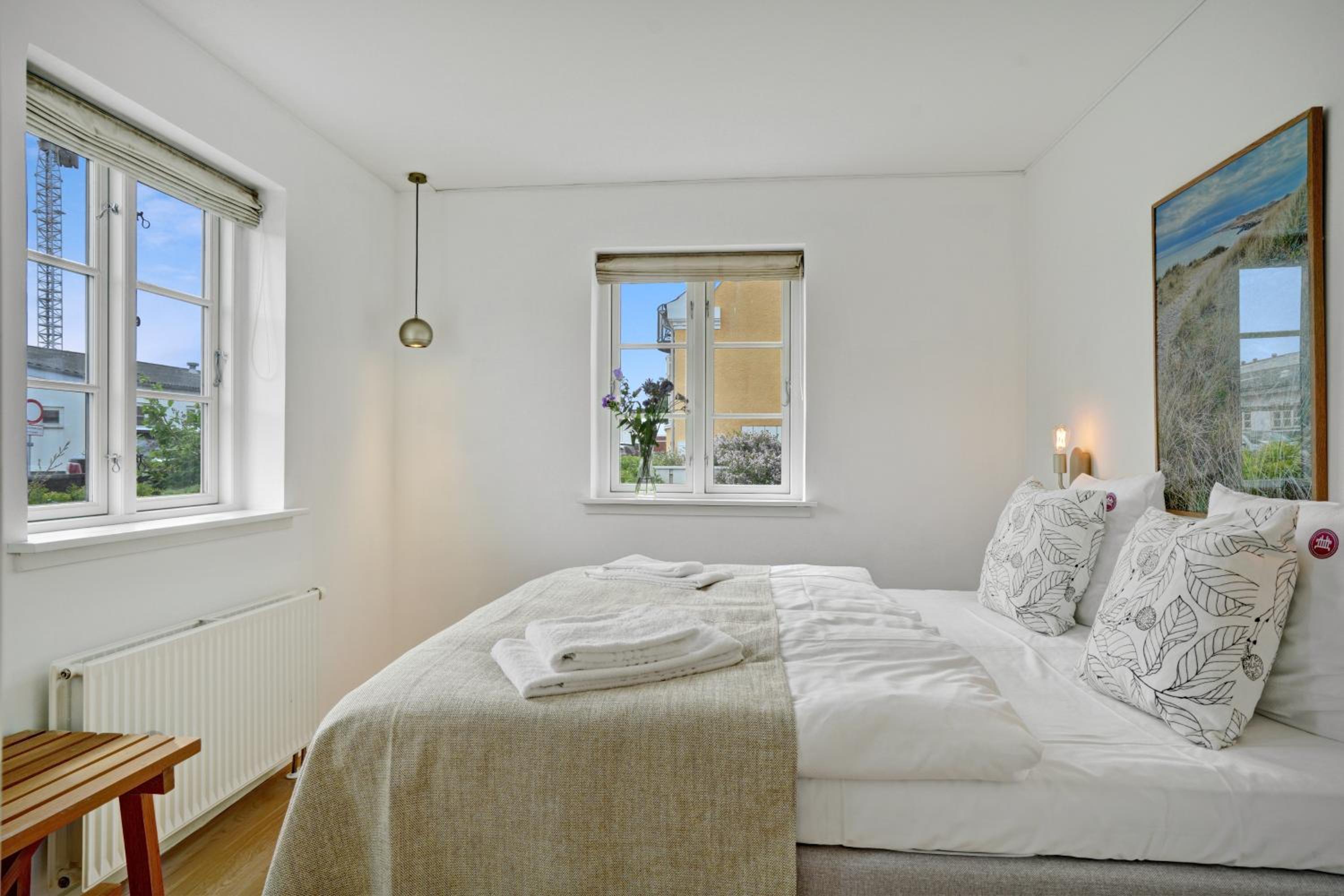 Family Room with Balcony or Terrace - Photo 1