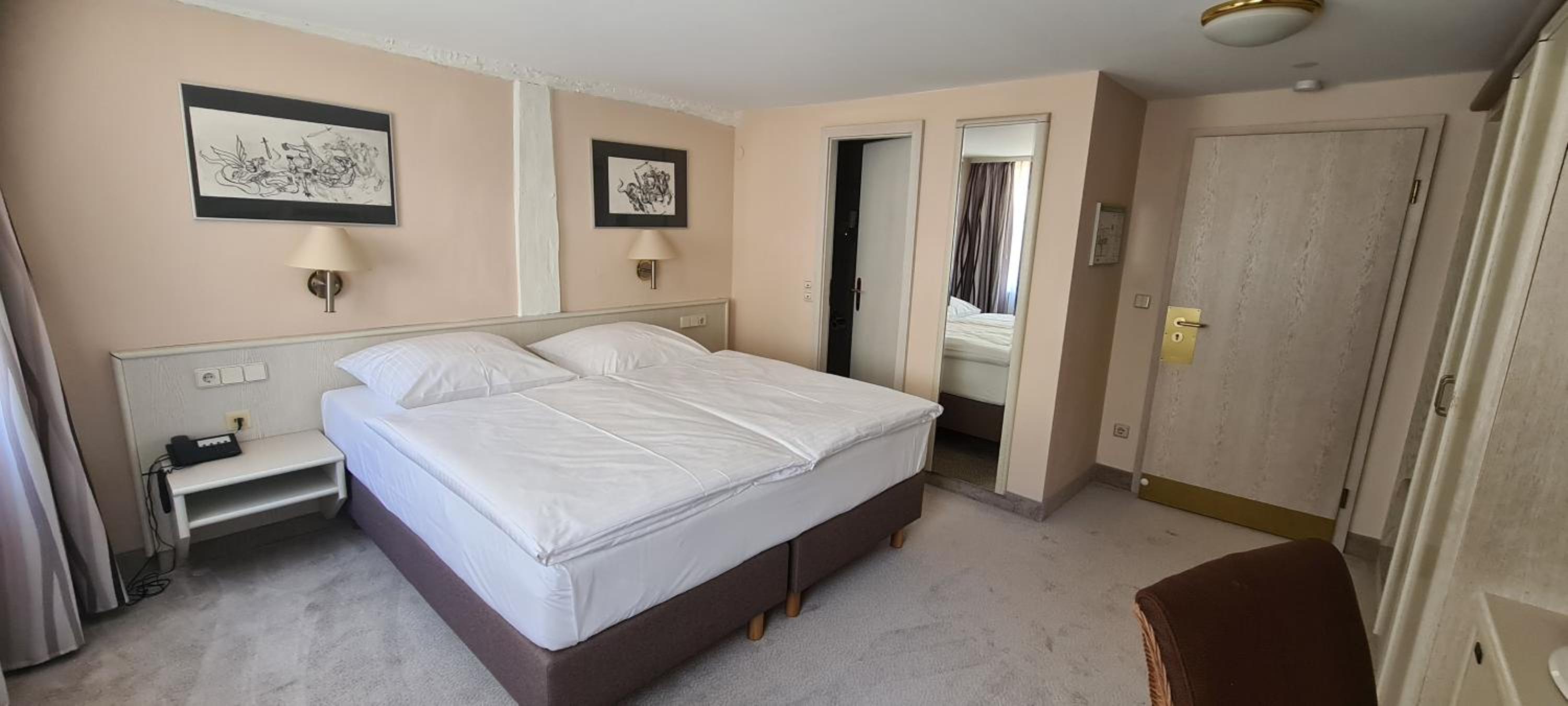 Large Double Room