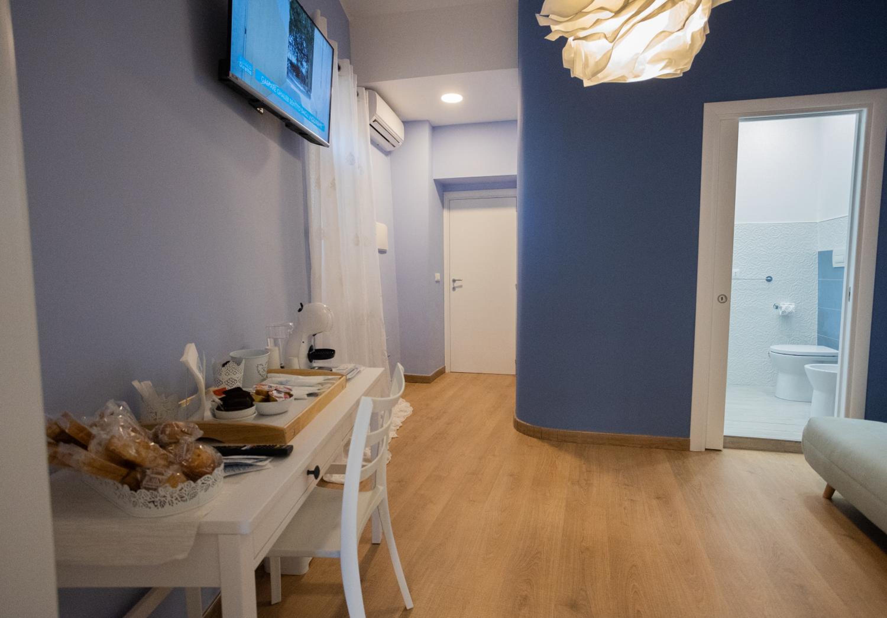 Quadruple Room with Private Bathroom