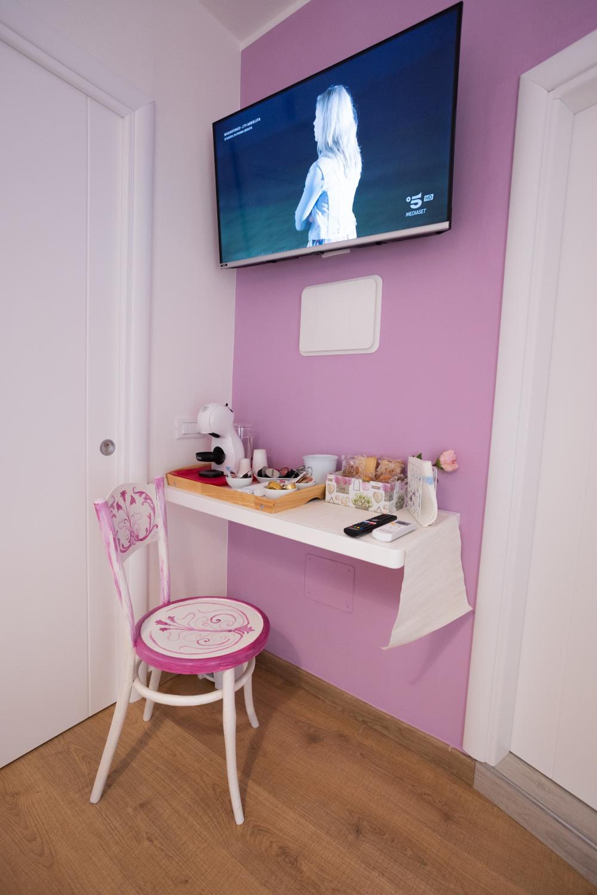Double Room with Private Bathroom photo 1