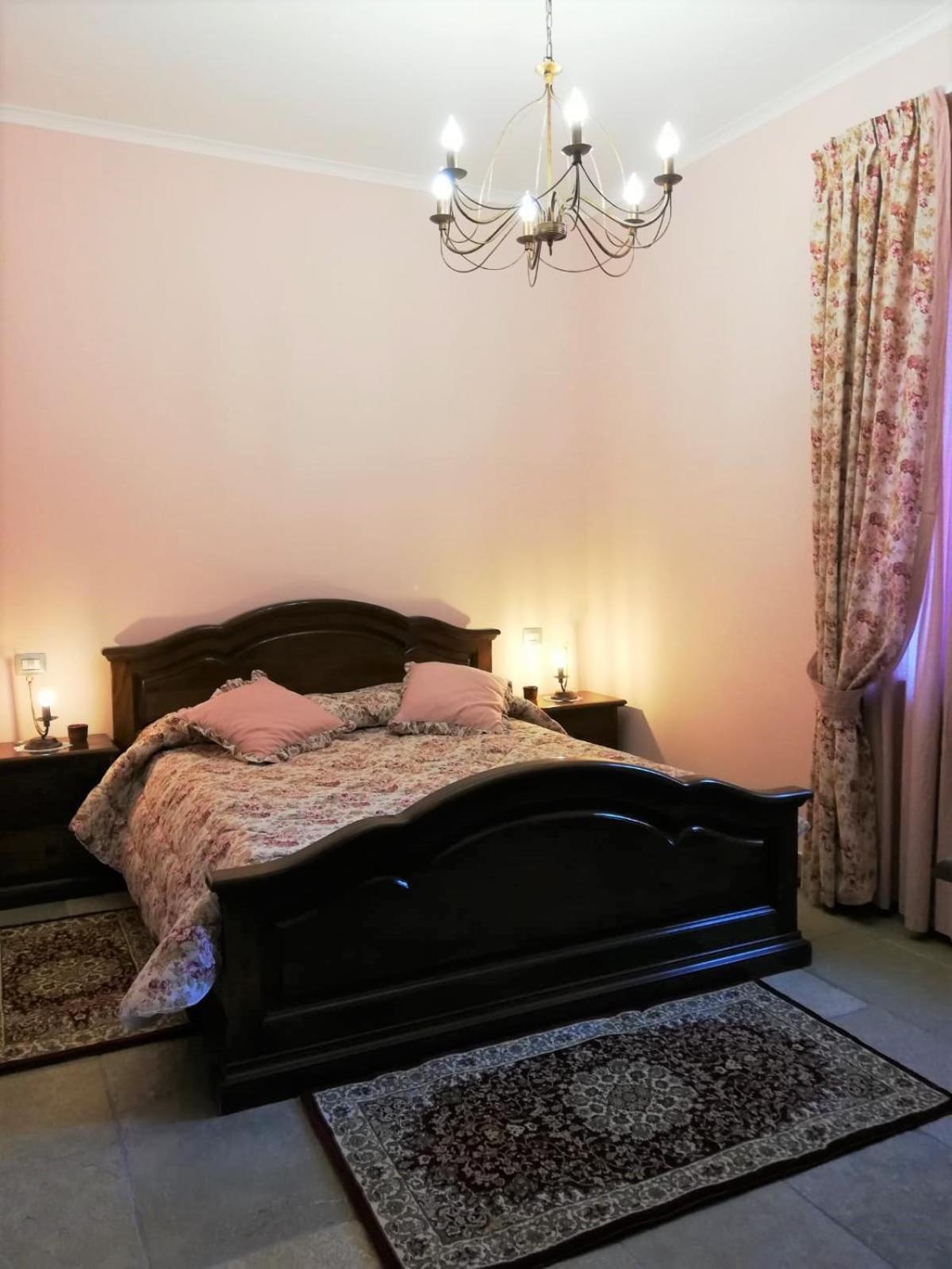 Two-Bedroom Apartment - Annex - Photo 5