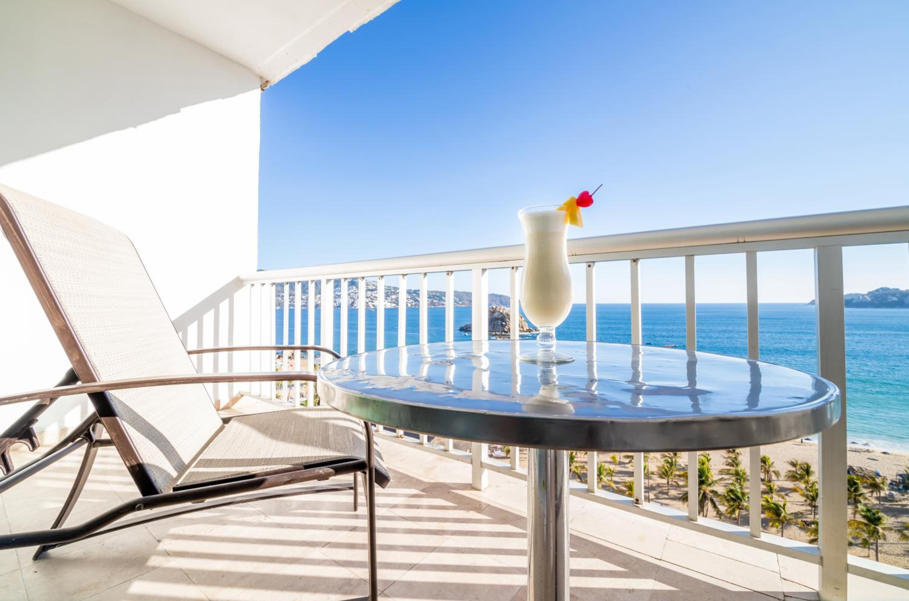 Superior Room with Ocean View - Photo 2