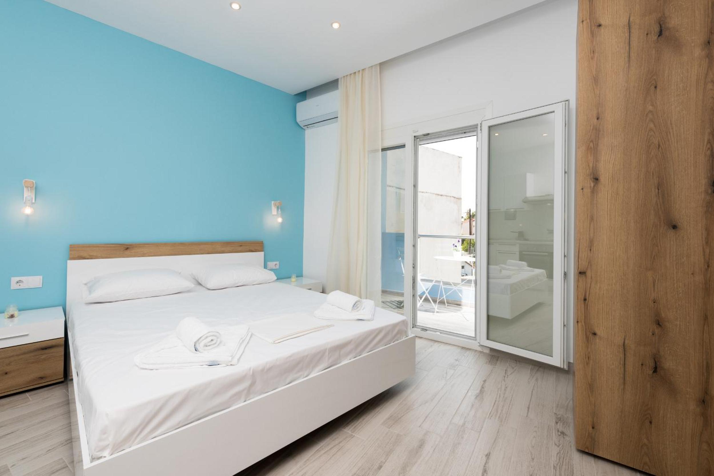 Studio Apartment photo 3