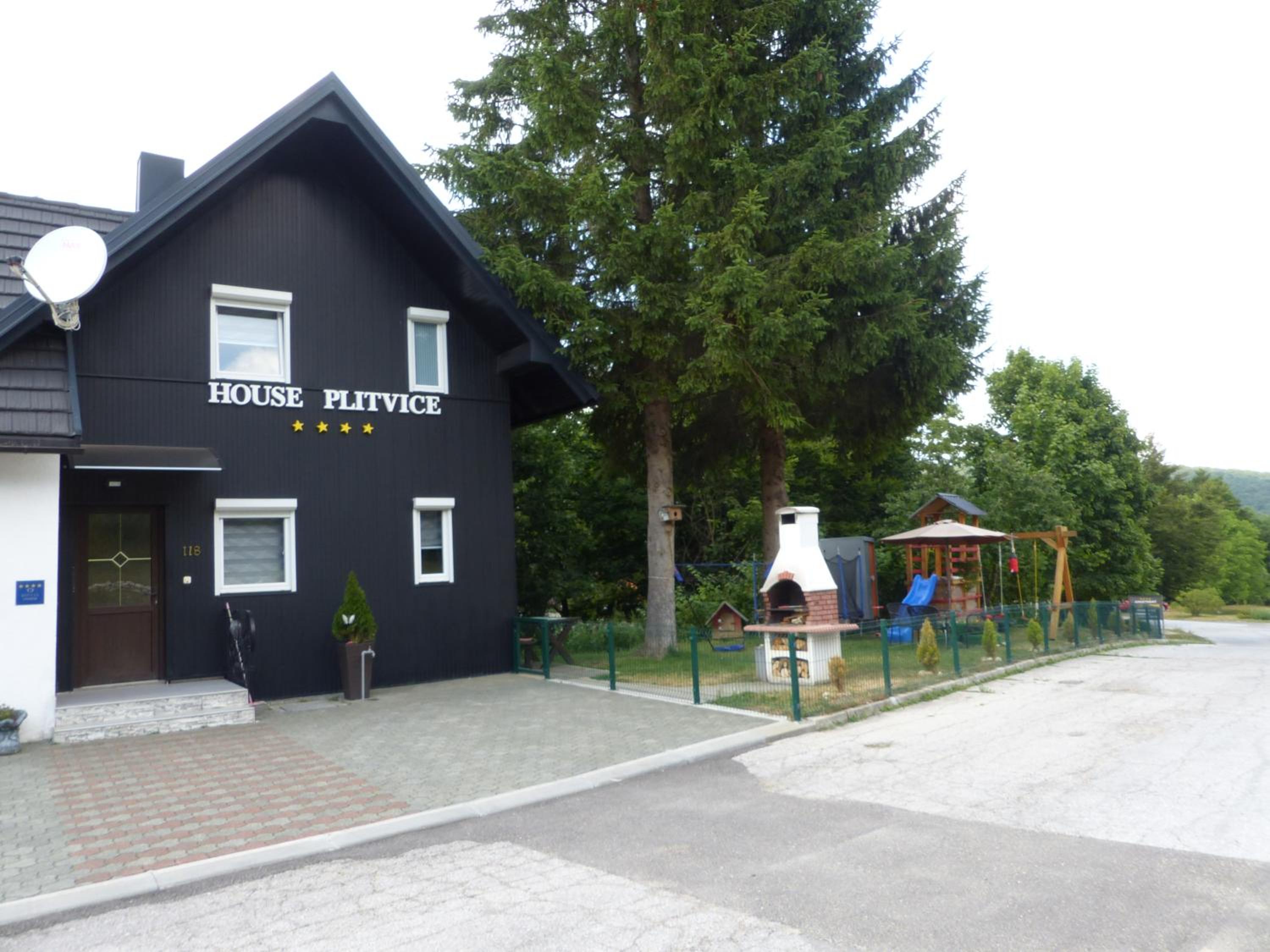 Holiday Home - Photo 11