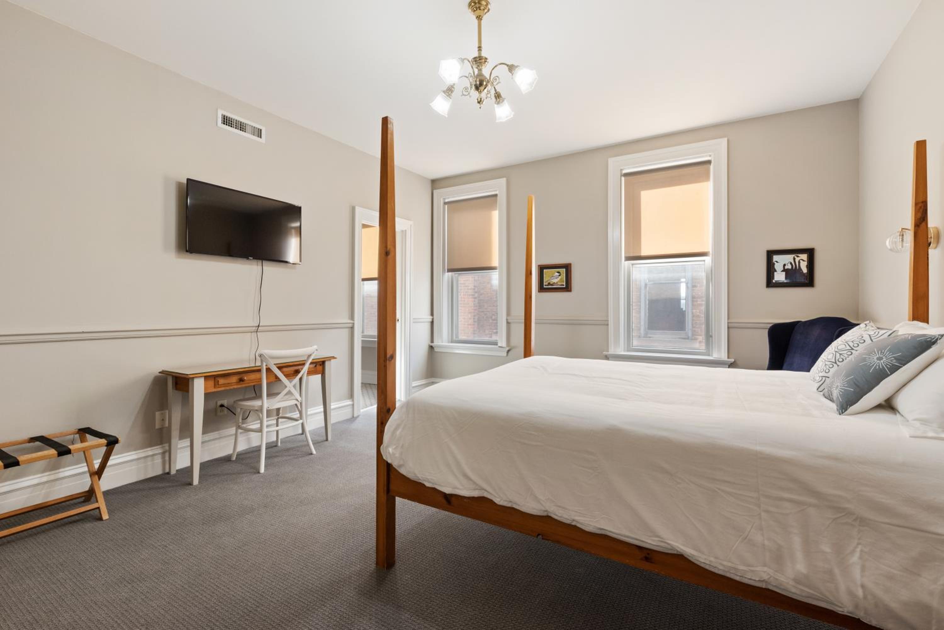 Small Single Room photo 1