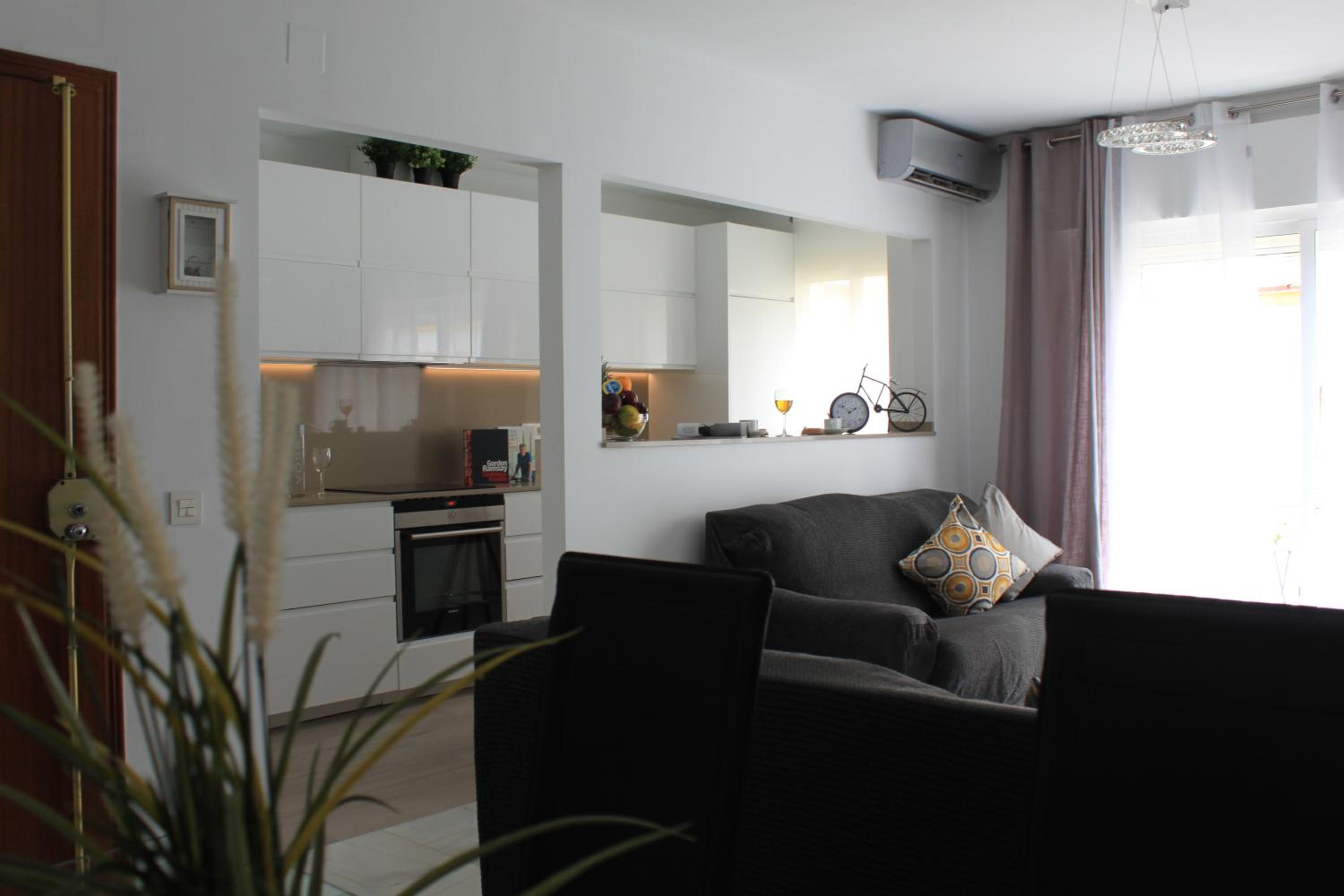 Two-Bedroom Apartment - Photo 4