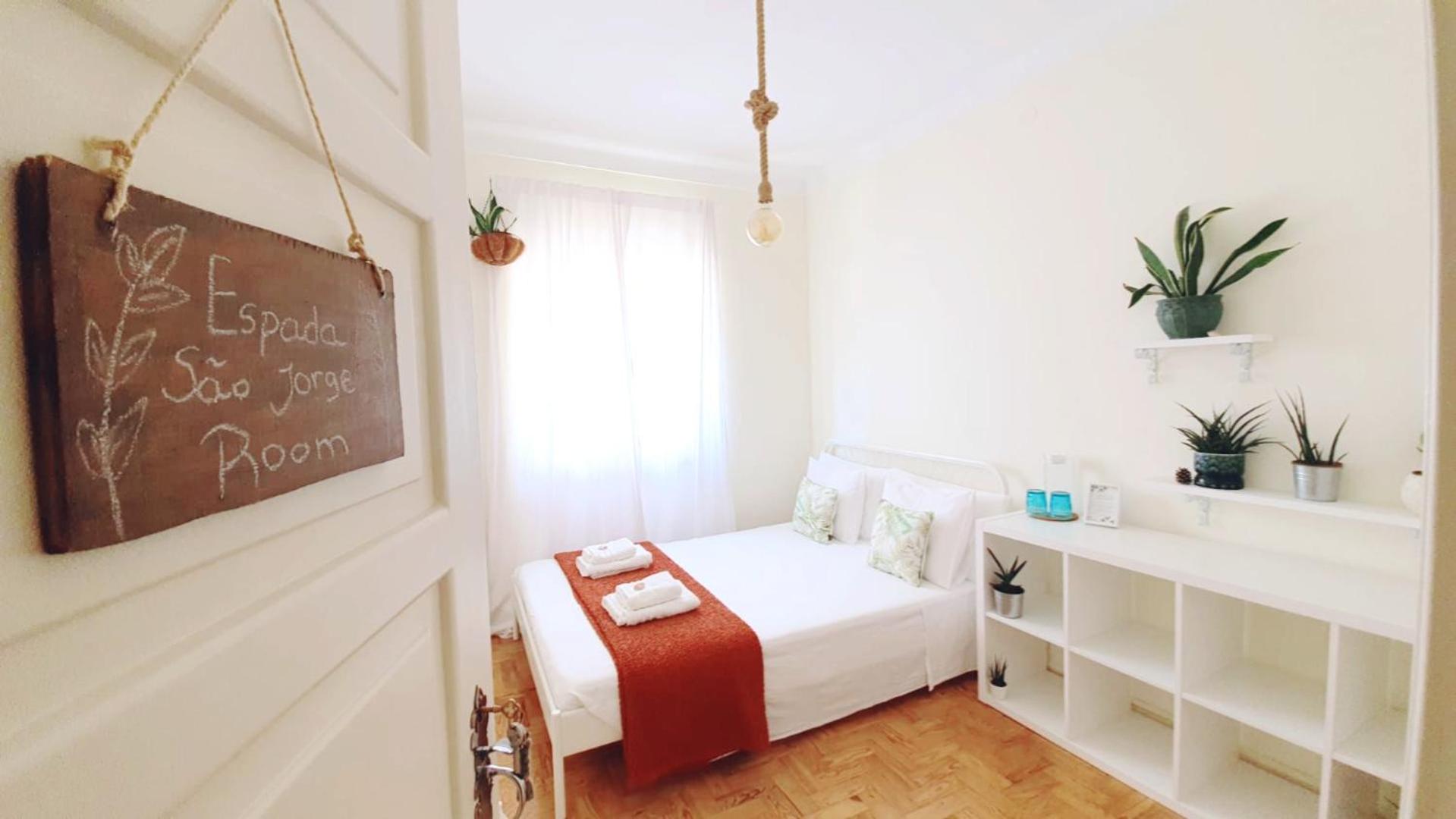 Economy Double Room photo 3