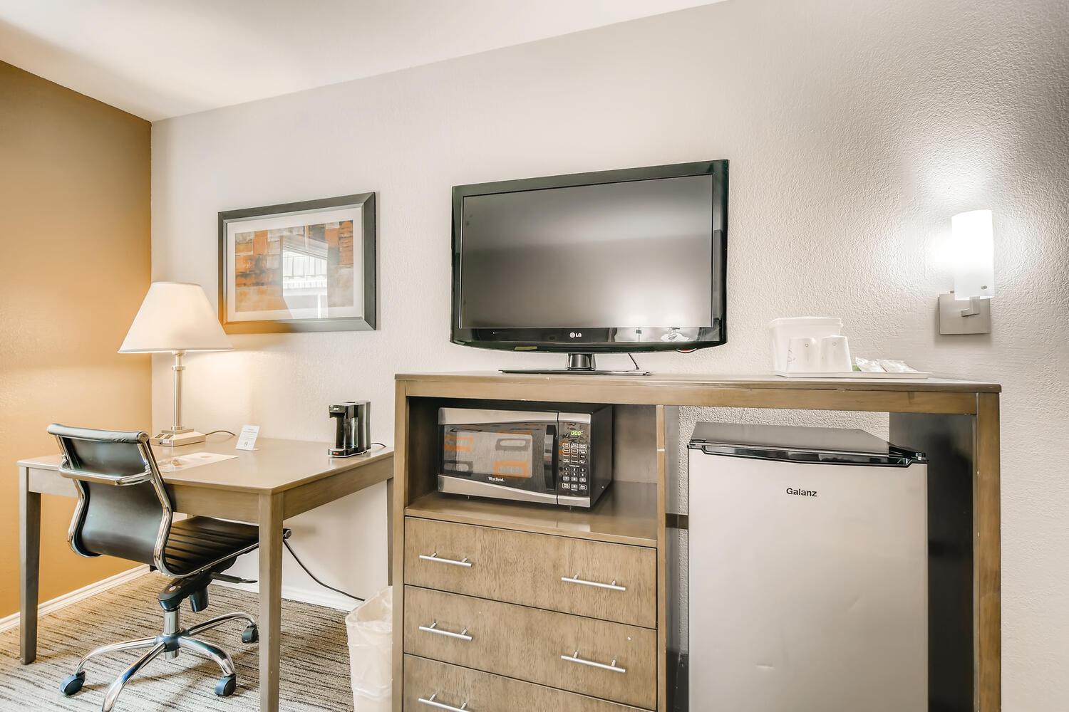 Deluxe King Room