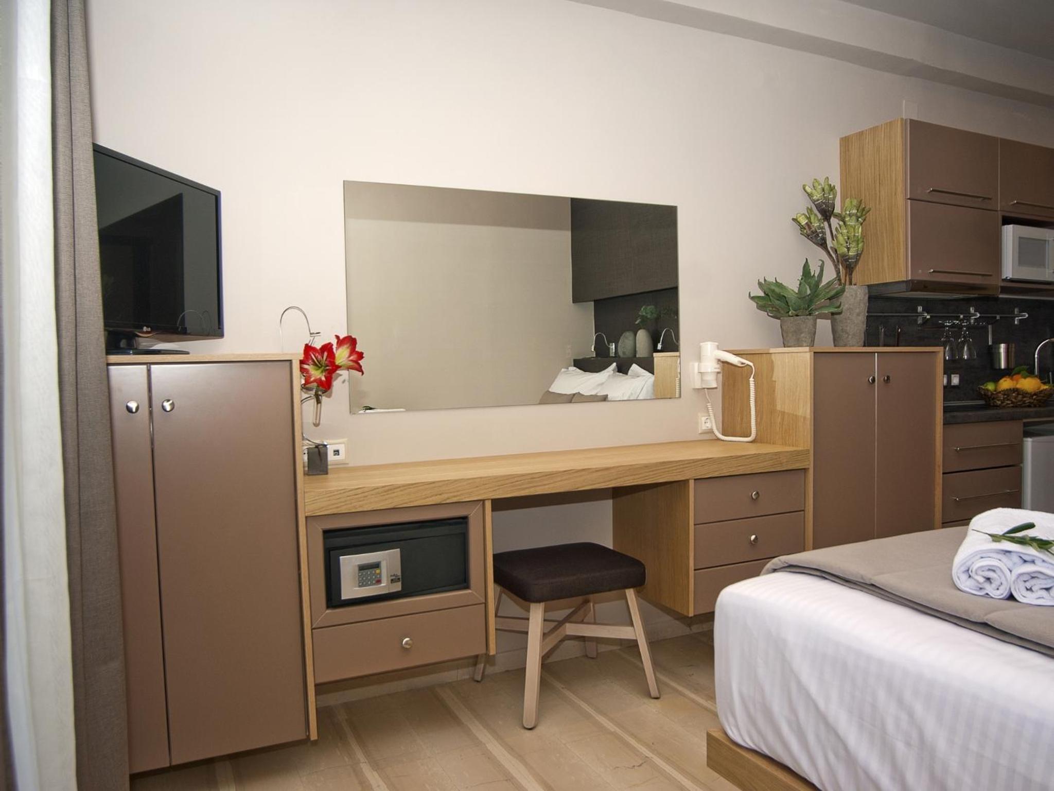 Studio with Sea View (2 Adults)