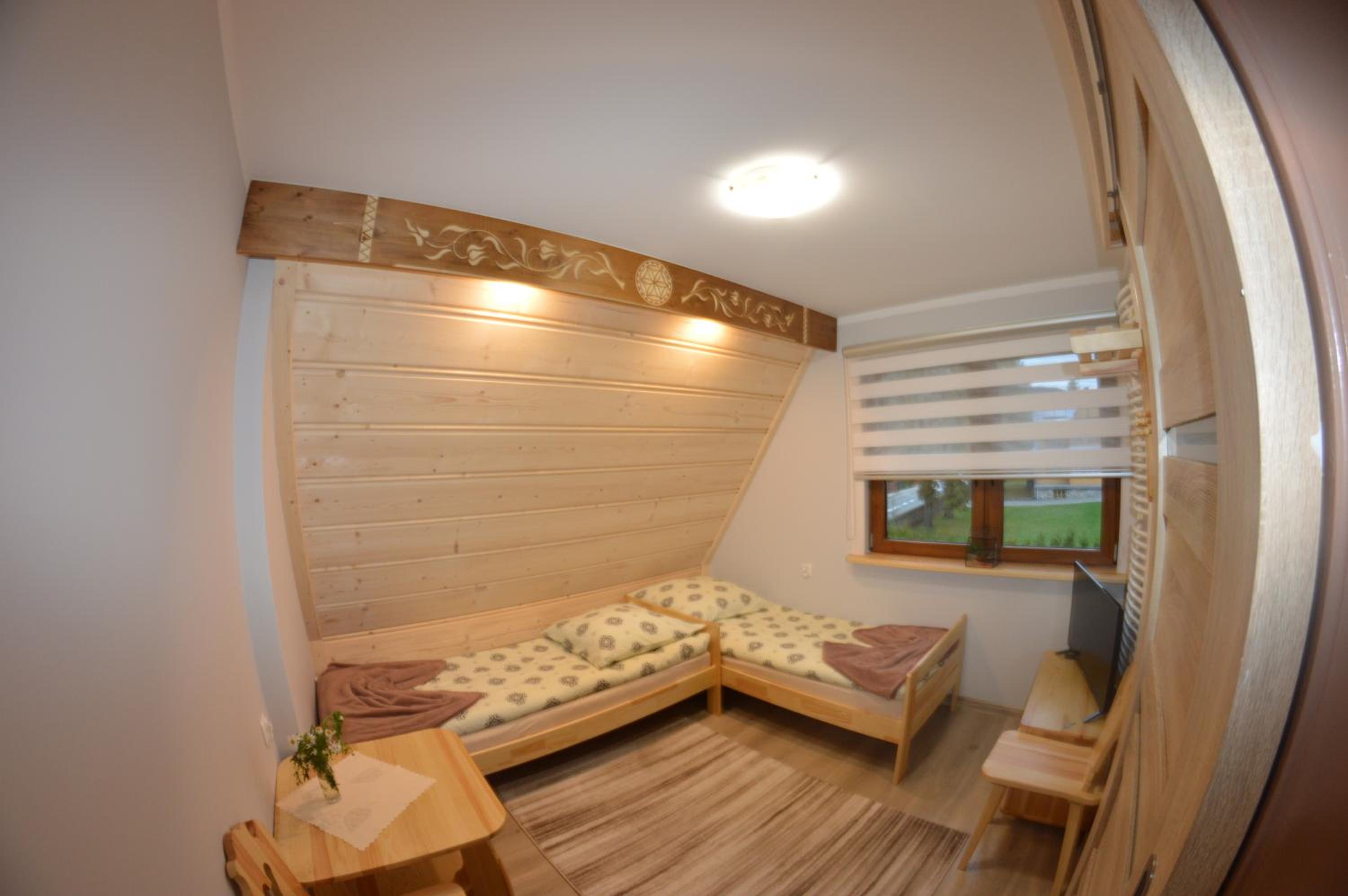 Quadruple Room with Private Bathroom
