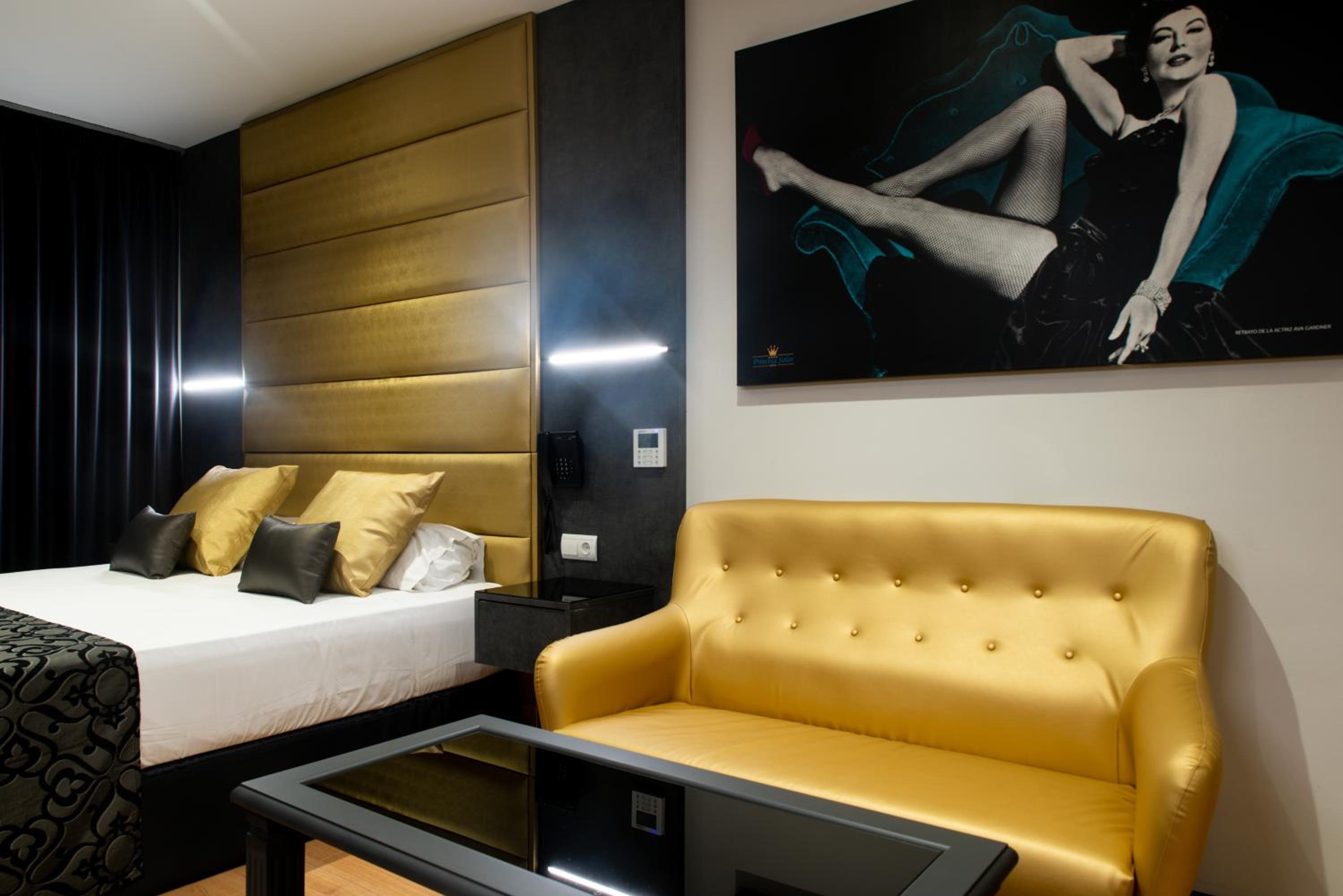 Junior Suite - Photo 12