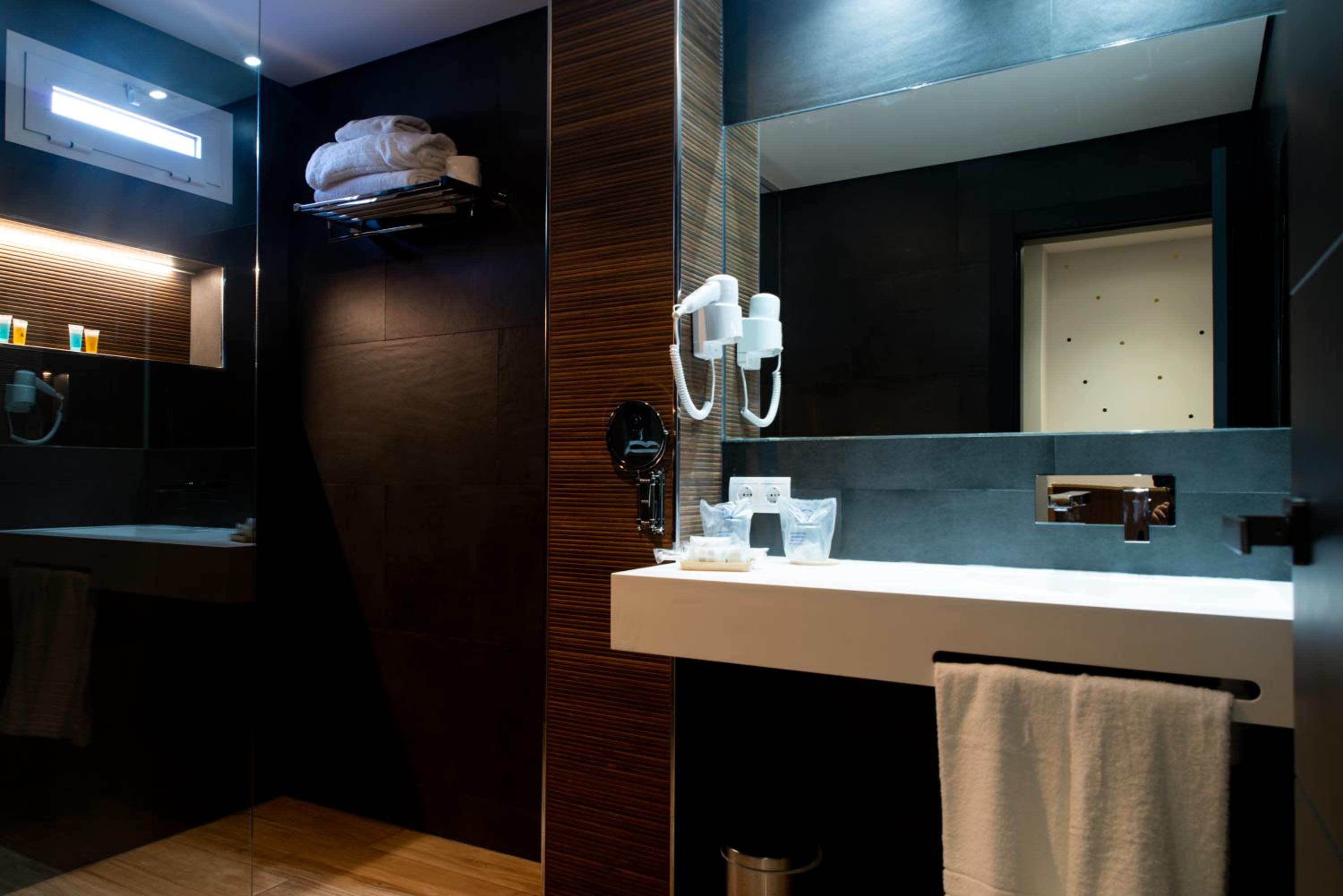 Junior Suite - Photo 15