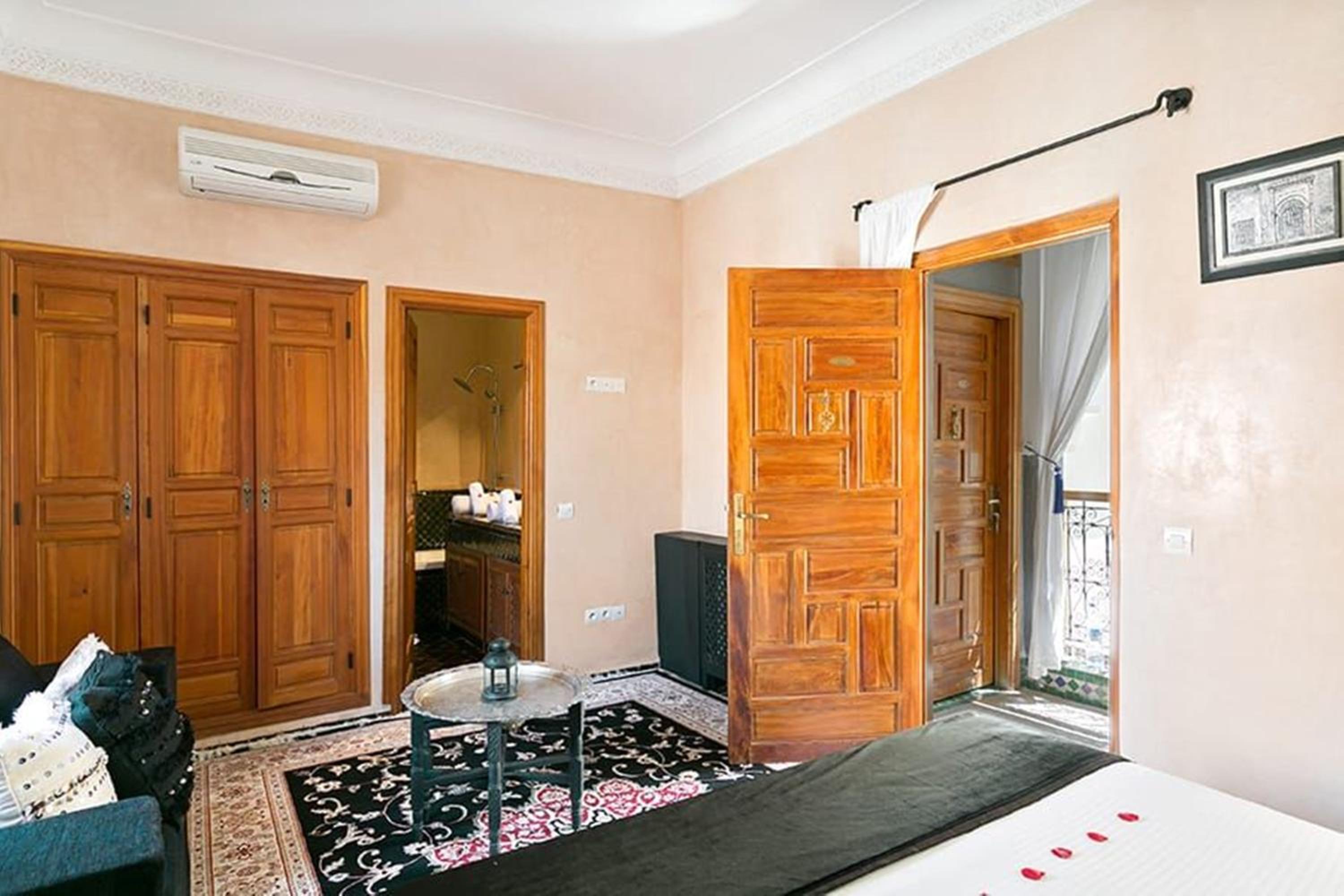 Small Double Room - Photo 5