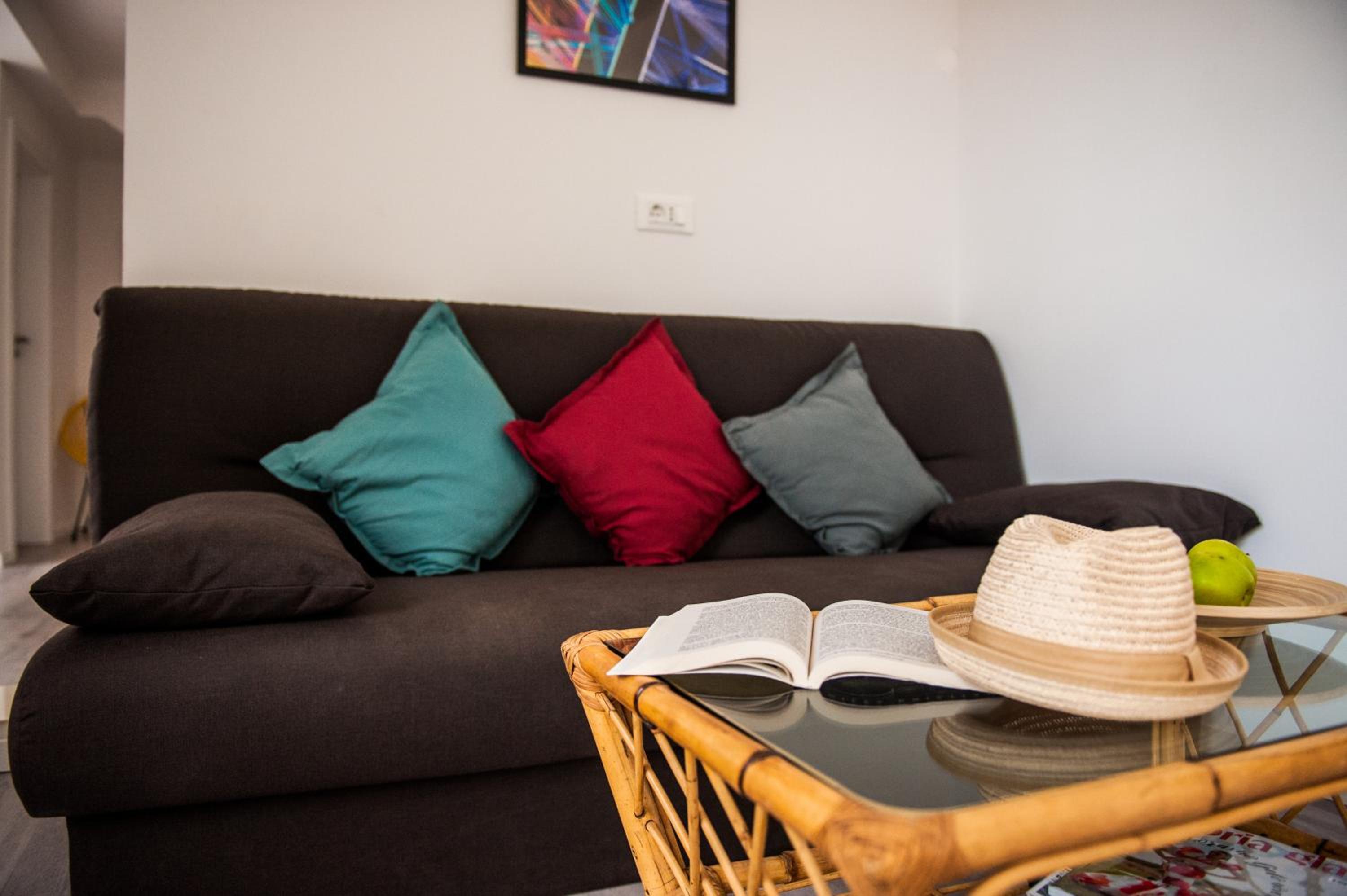 Apartment photo 1