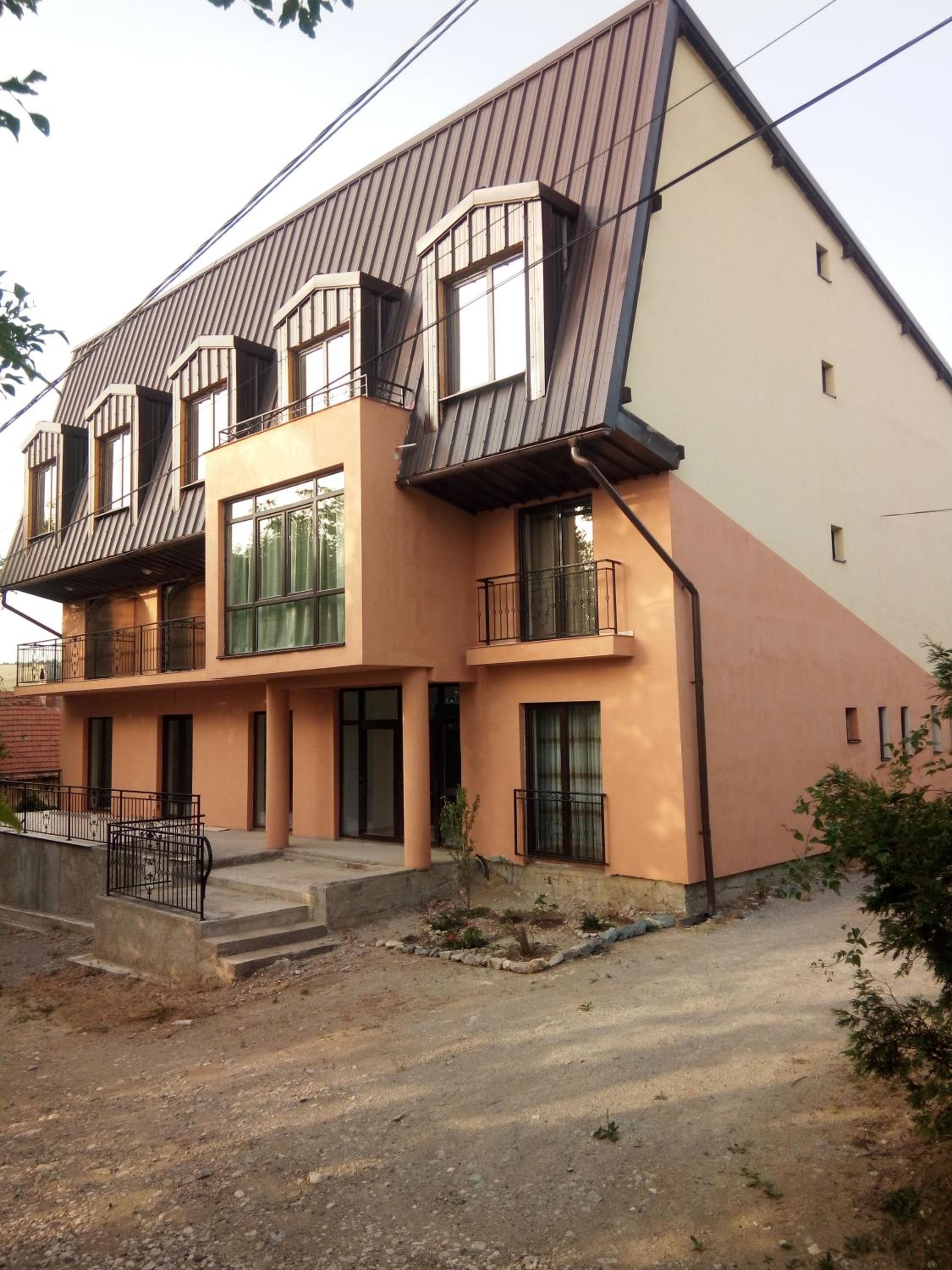 Double Room with Balcony - Photo 5