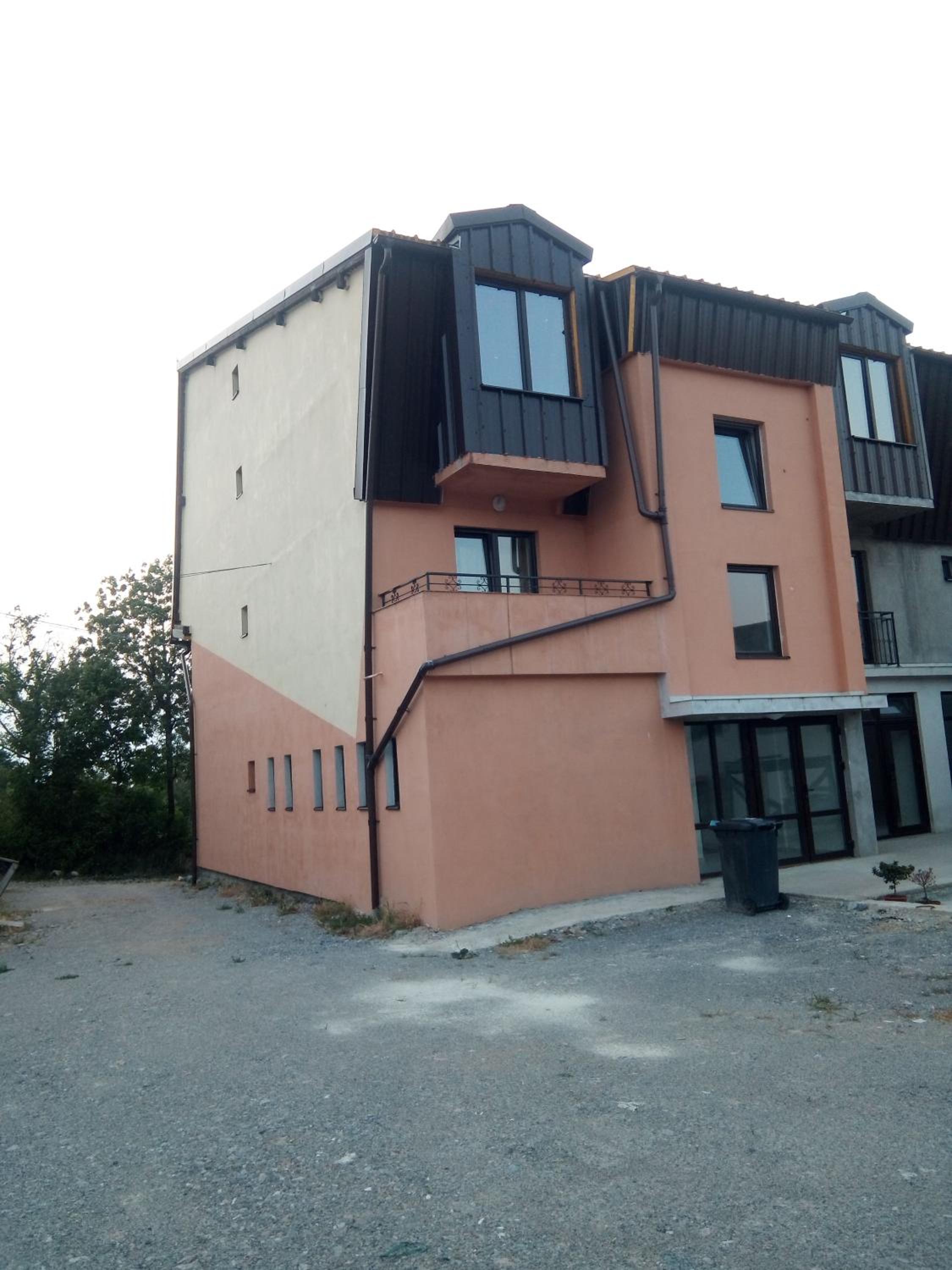 Double Room with Balcony - Photo 13