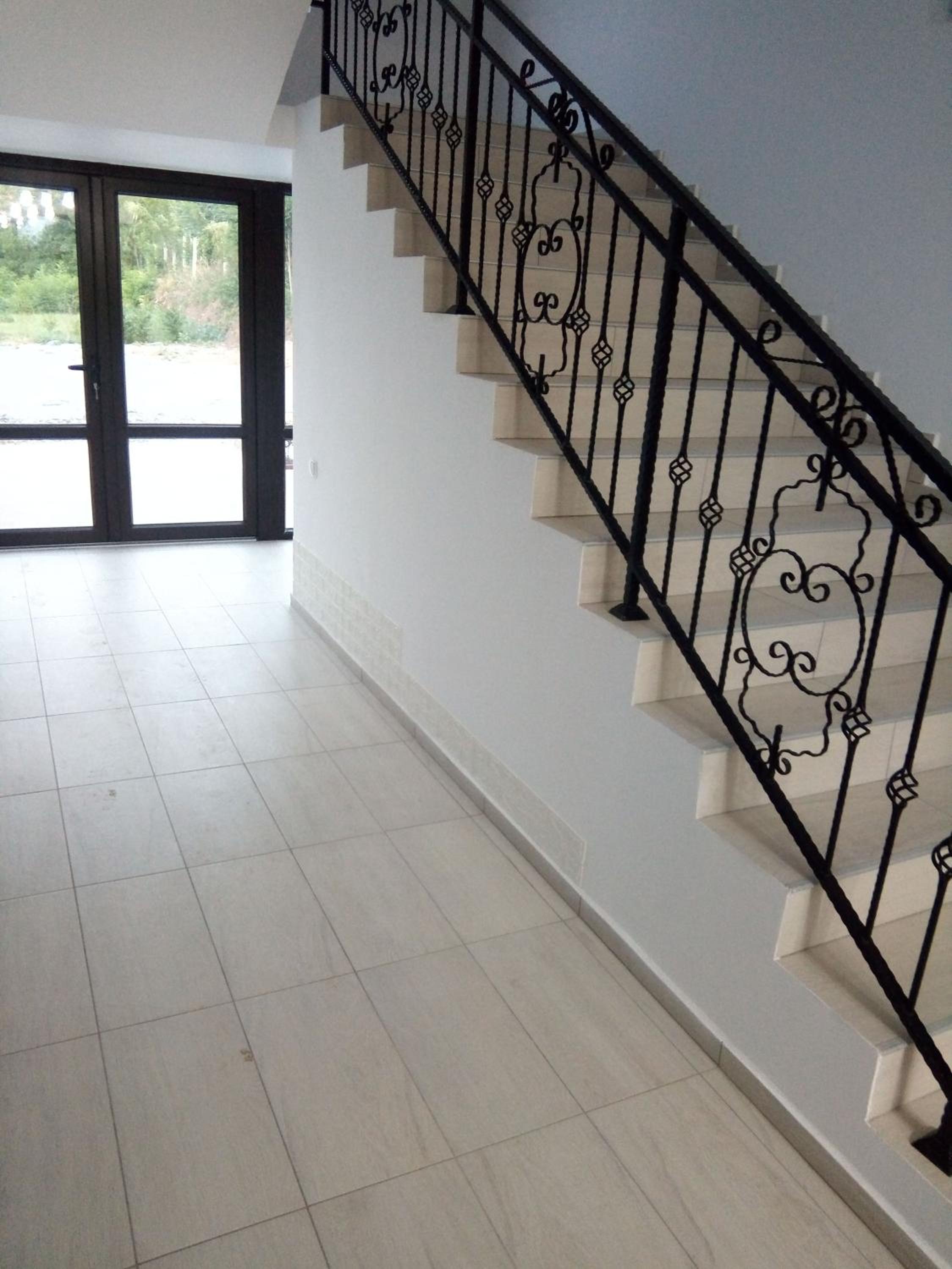 Double Room with Balcony - Photo 12