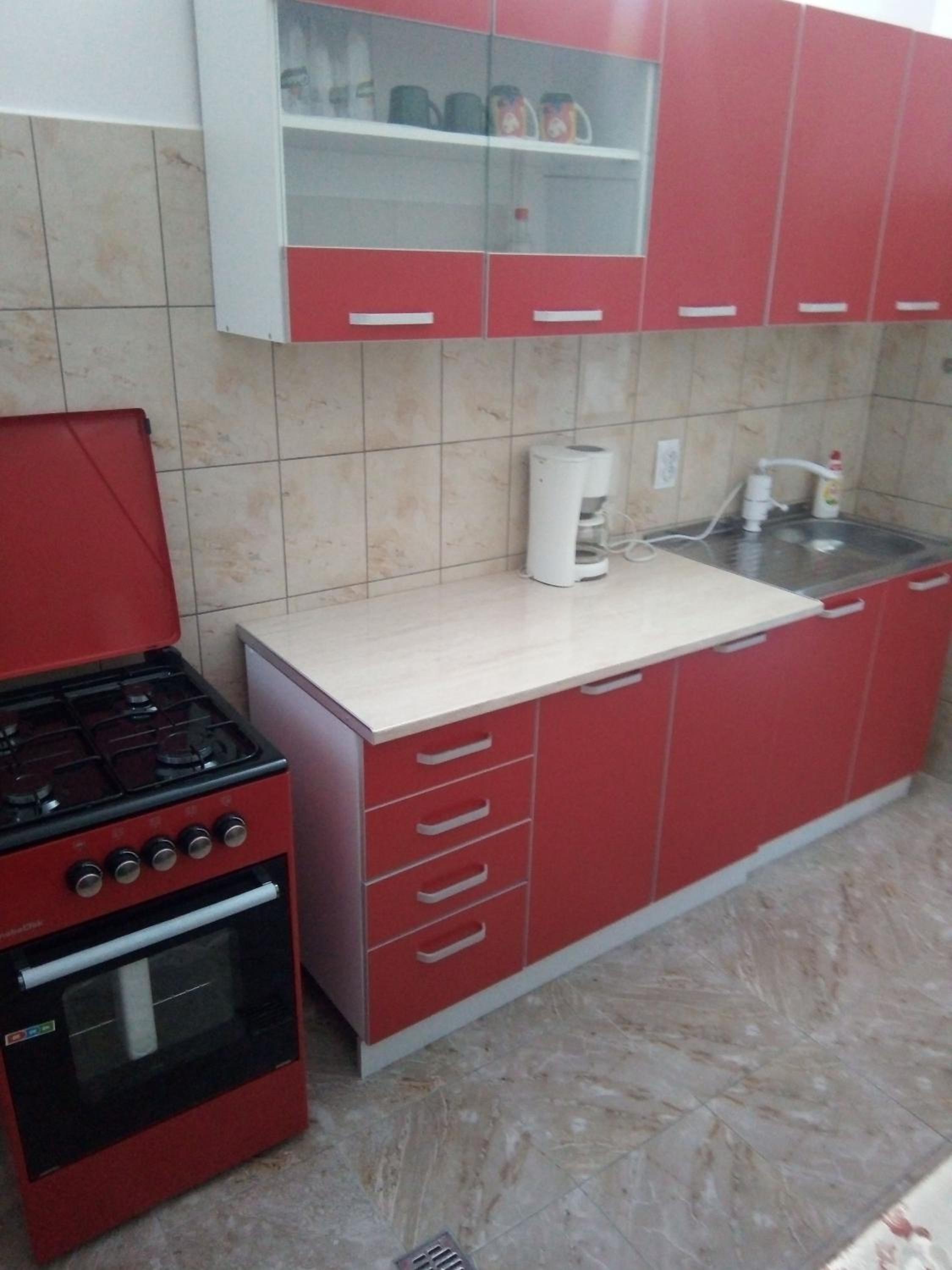 Double Room with Balcony - Photo 10