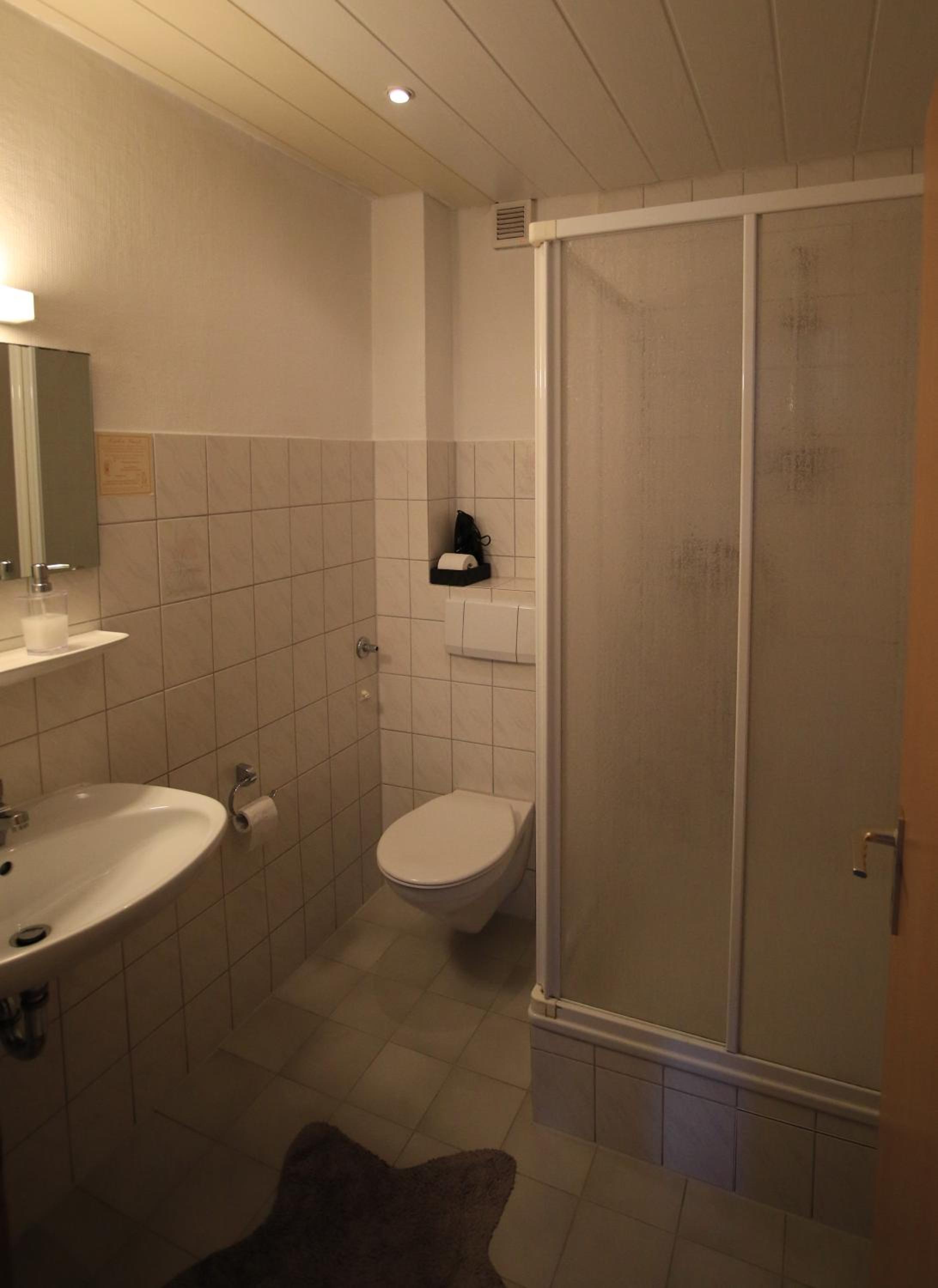 Single Room with Shower photo 3