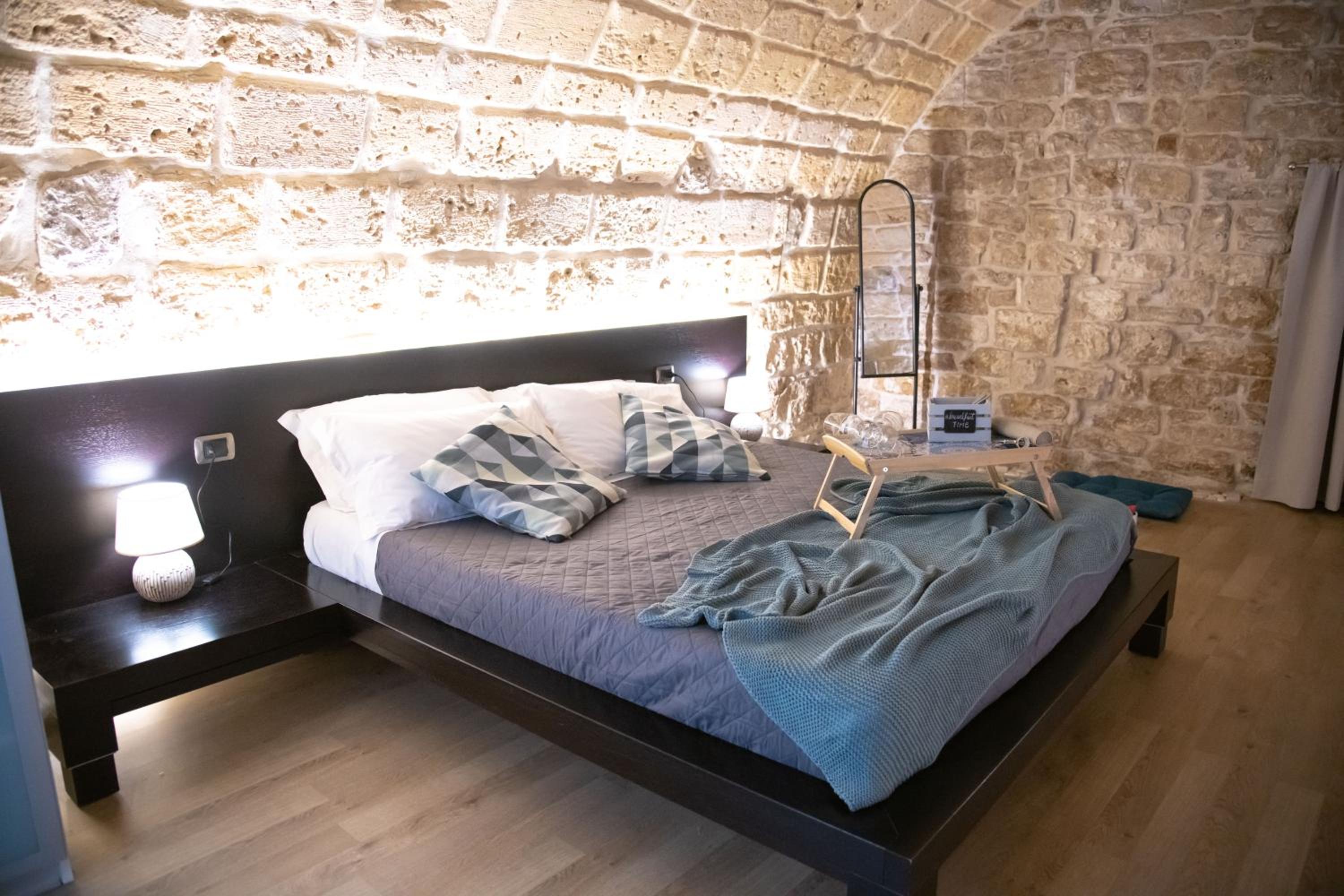 Double Room with Terrace - Photo 2