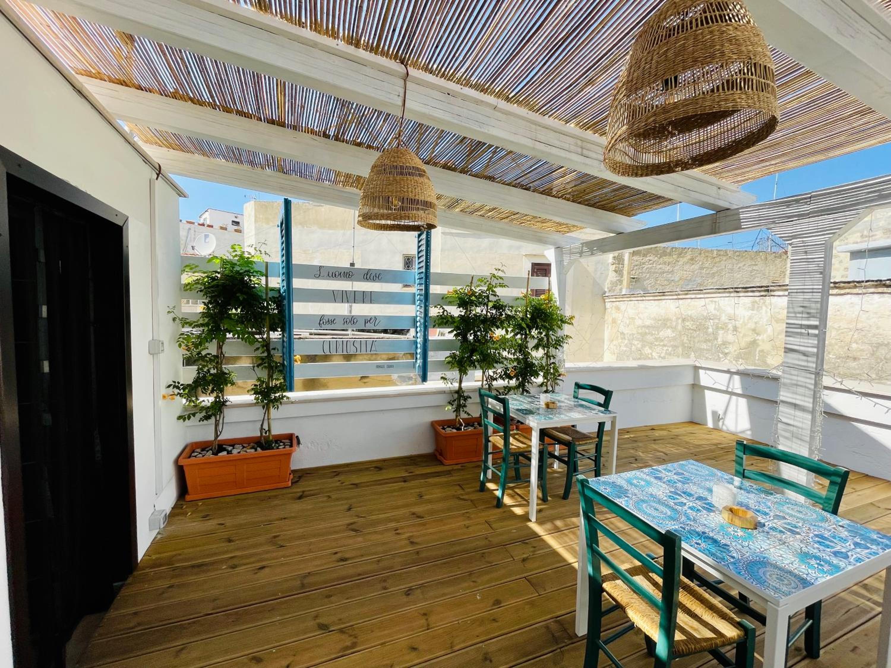 Double Room with Terrace - Photo 10