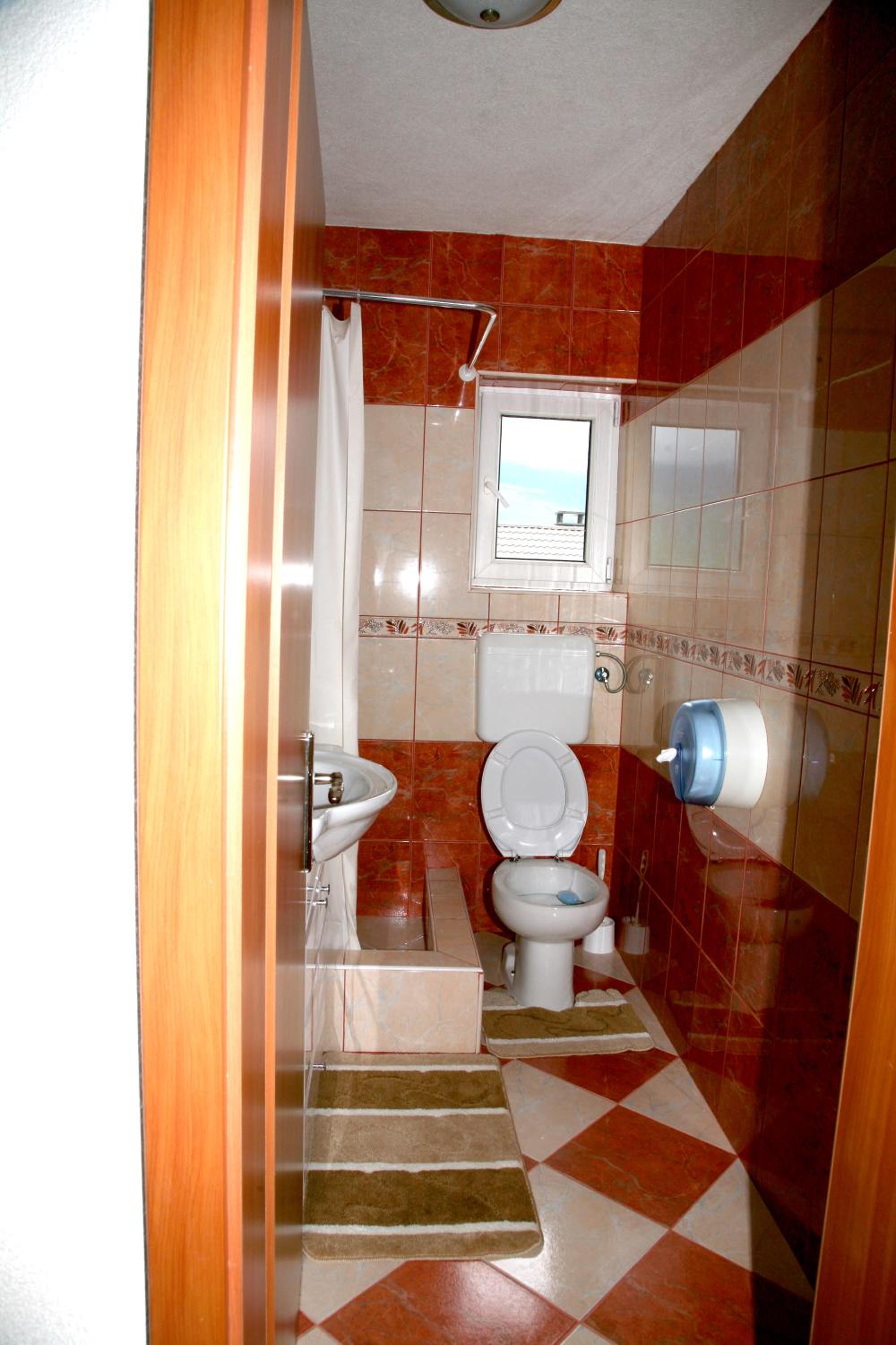 Two-Bedroom Apartment with Terrace - Photo 6