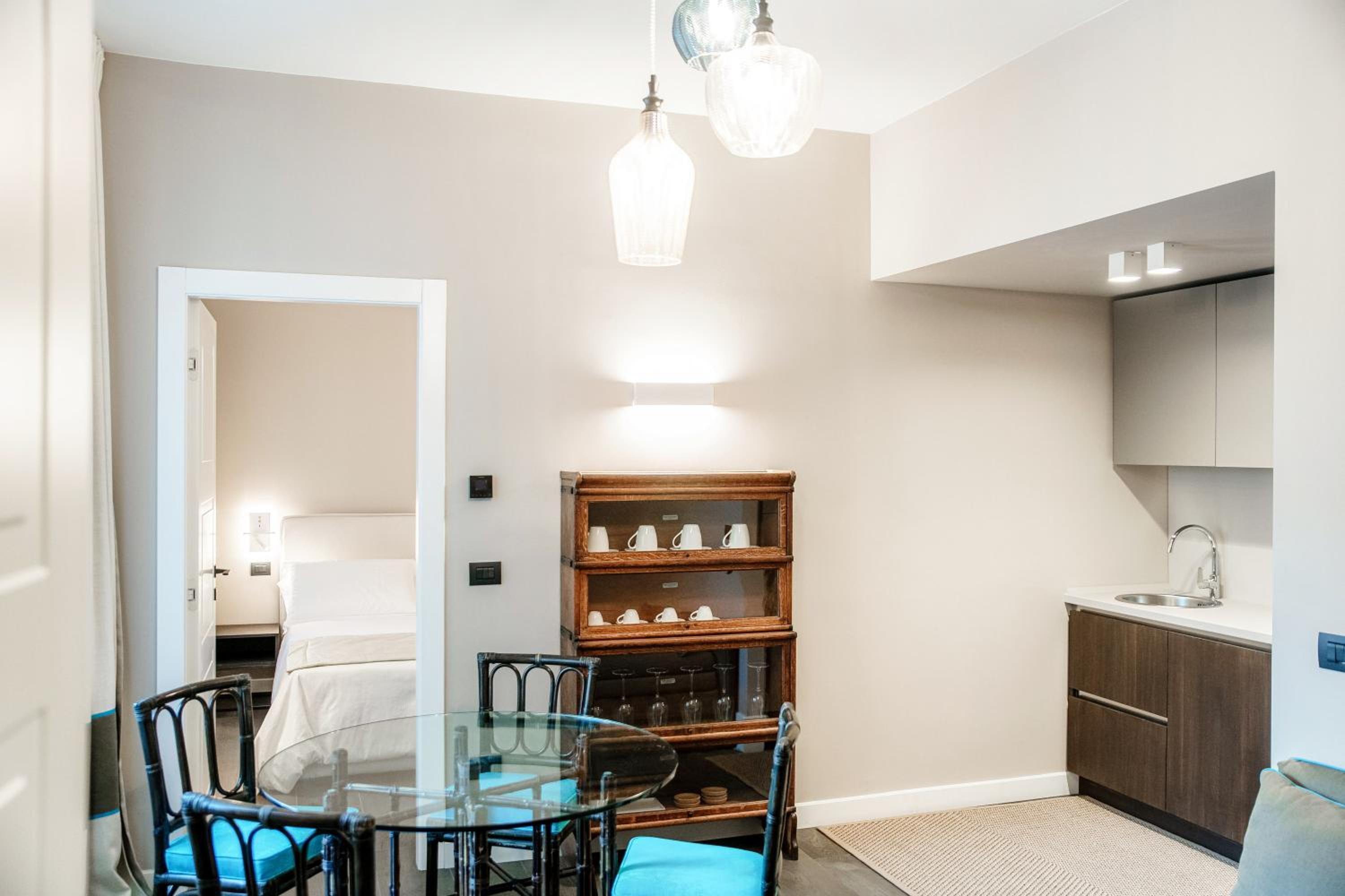 Family Room - Photo 15