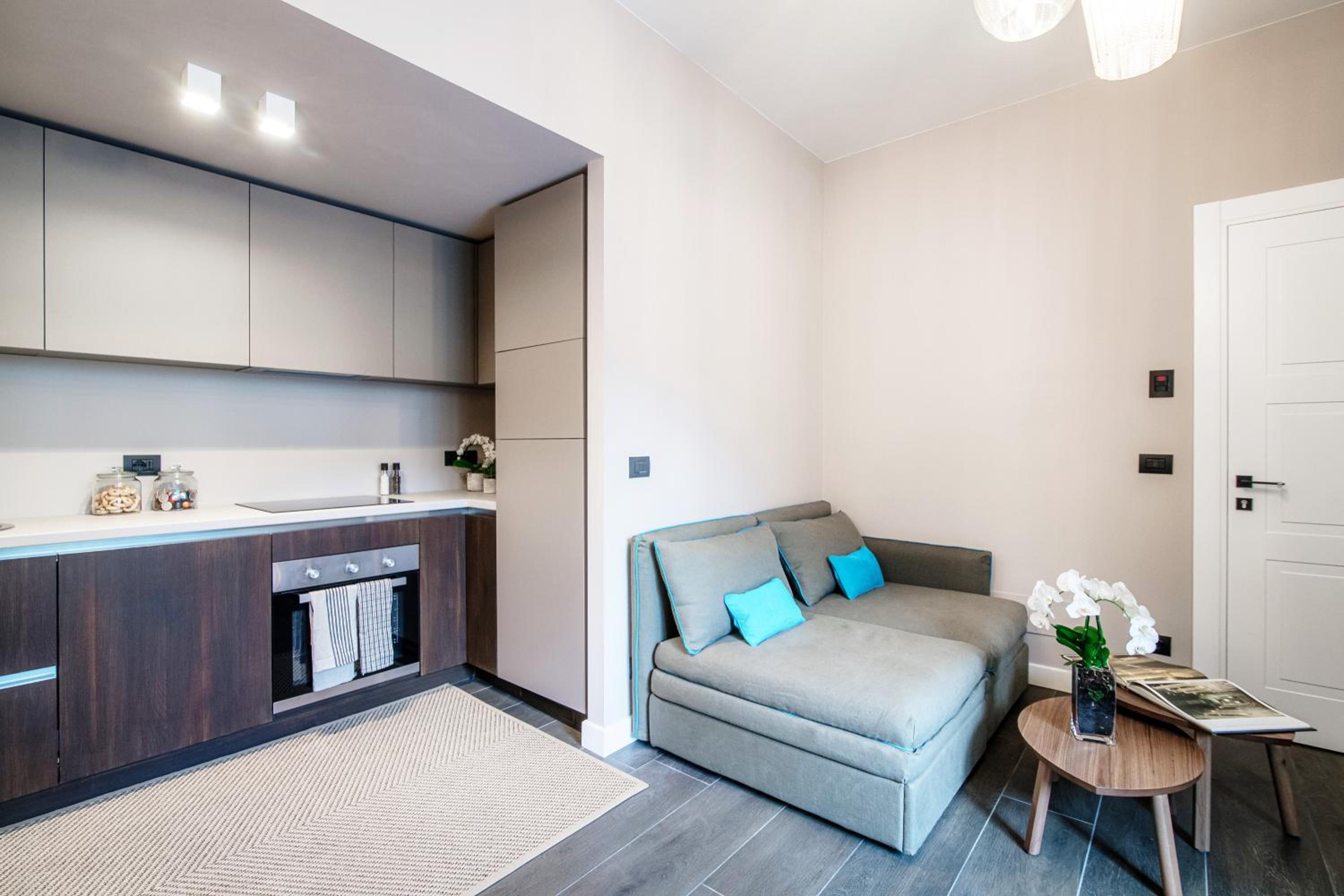 Family Room - Photo 2