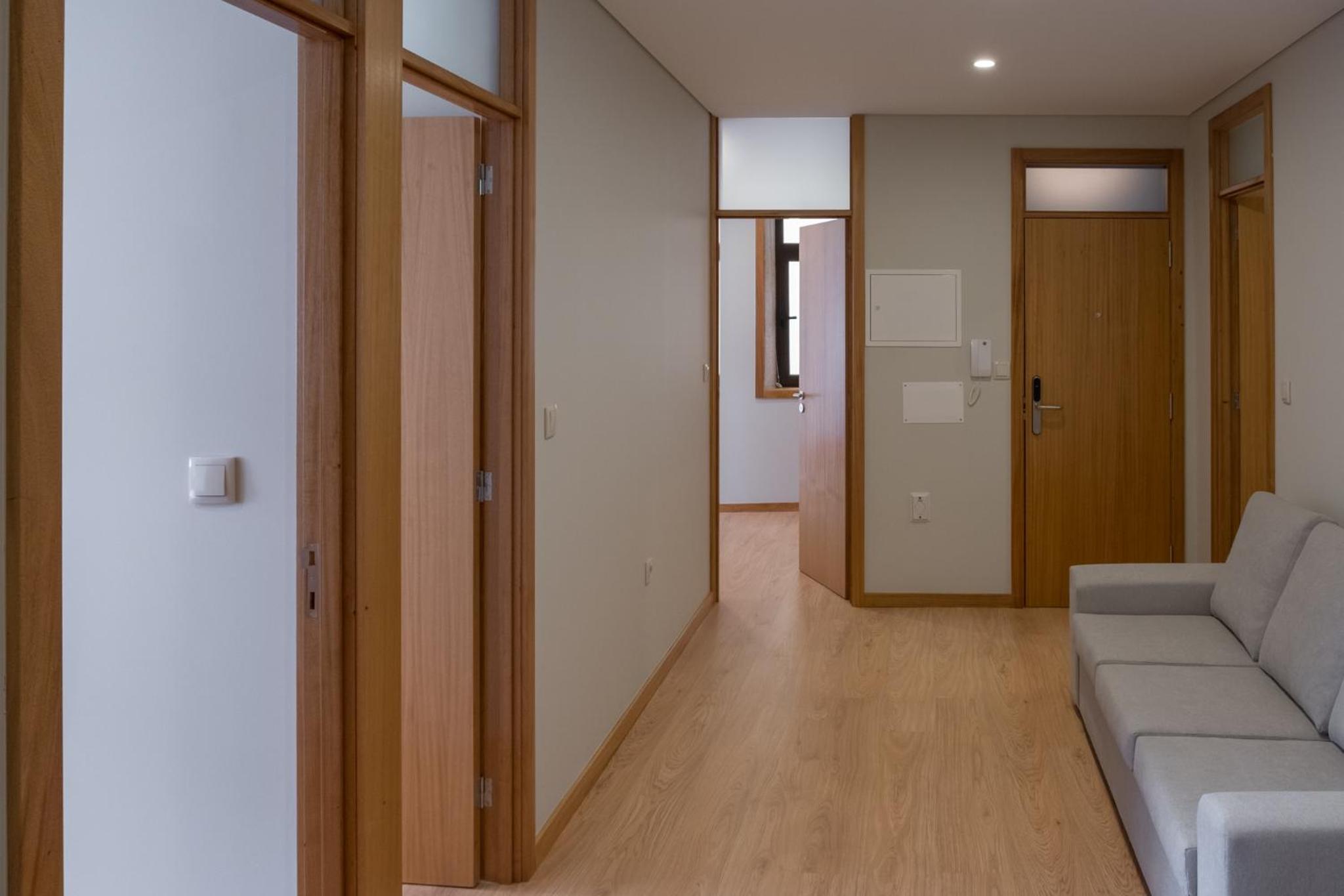 Two-Bedroom Apartment - Photo 20