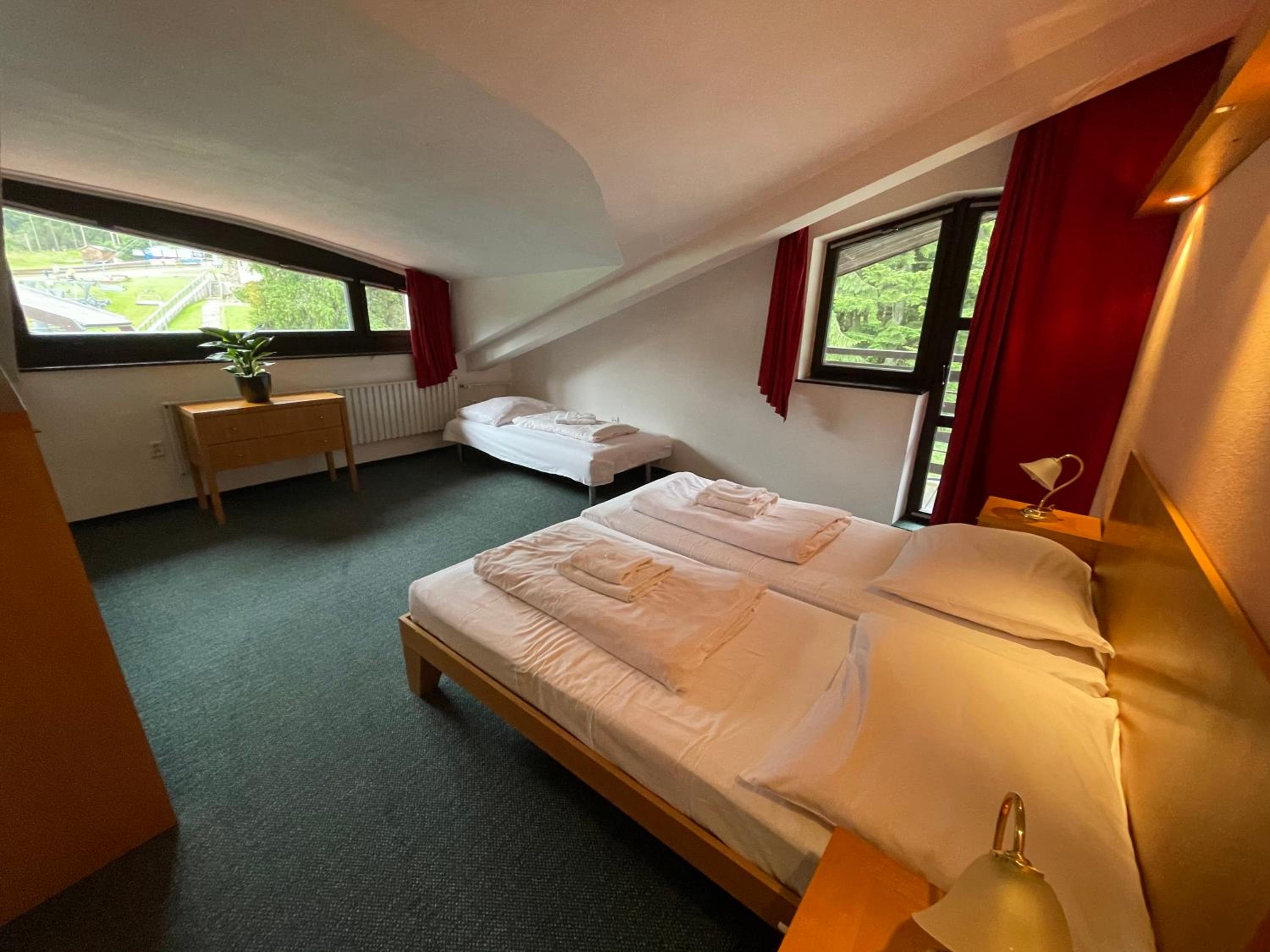 Double or Twin Room with Balcony photo 1