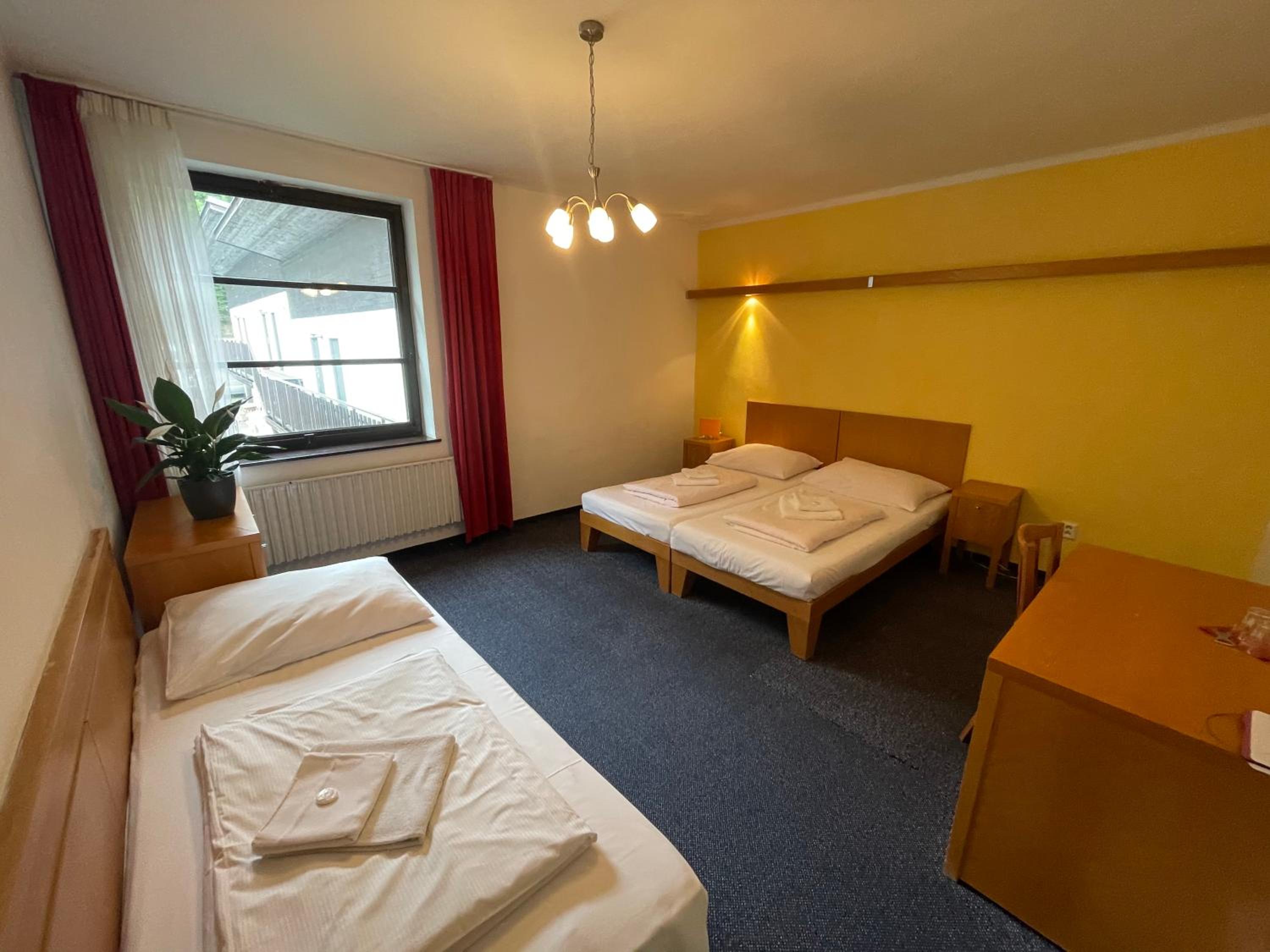 Double or Twin Room with Extra Bed photo 1